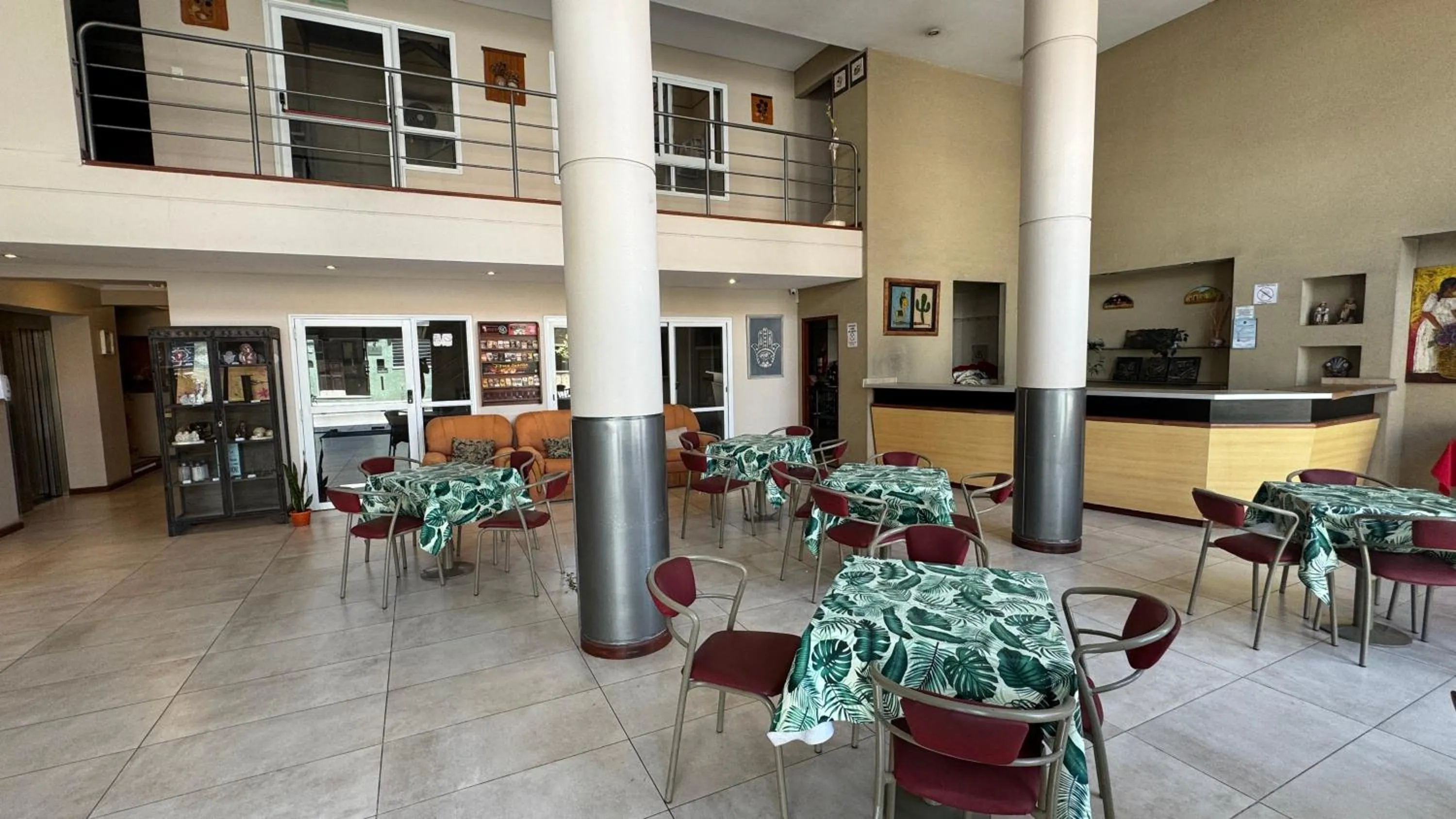 Dining area in Wilson Hotel