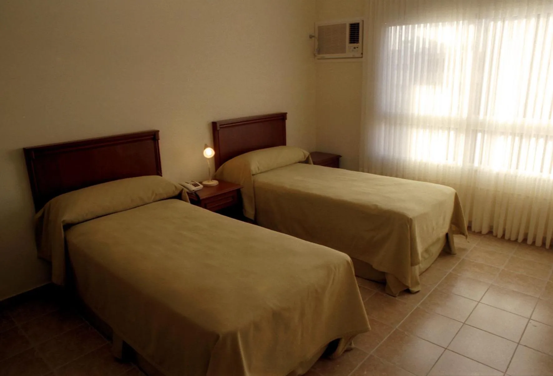 Photo of the whole room, Bed in Wilson Hotel