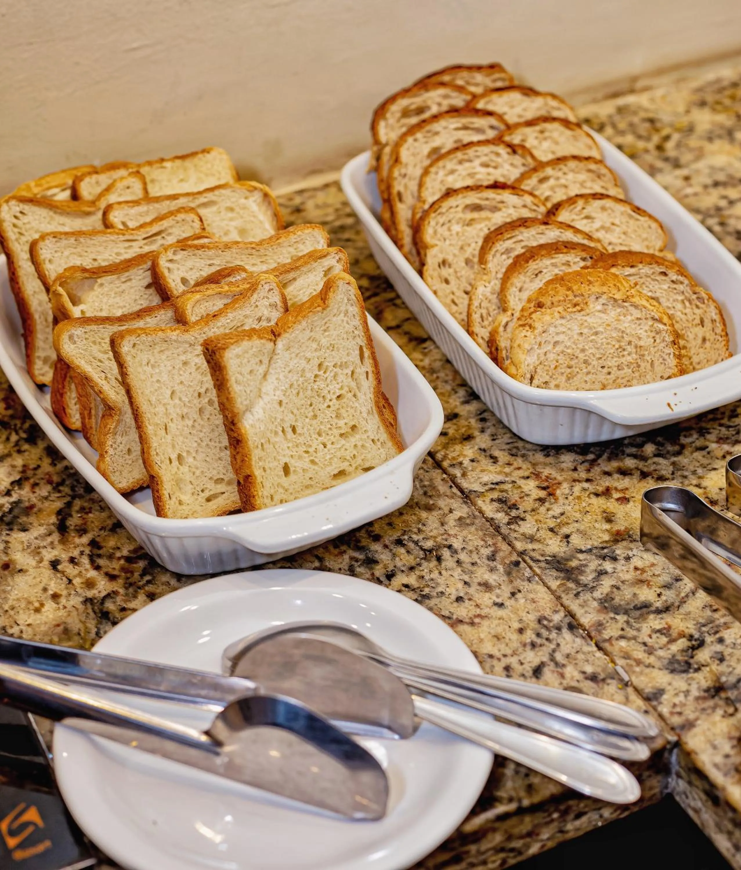 Food and drinks in B Hotel Salvador