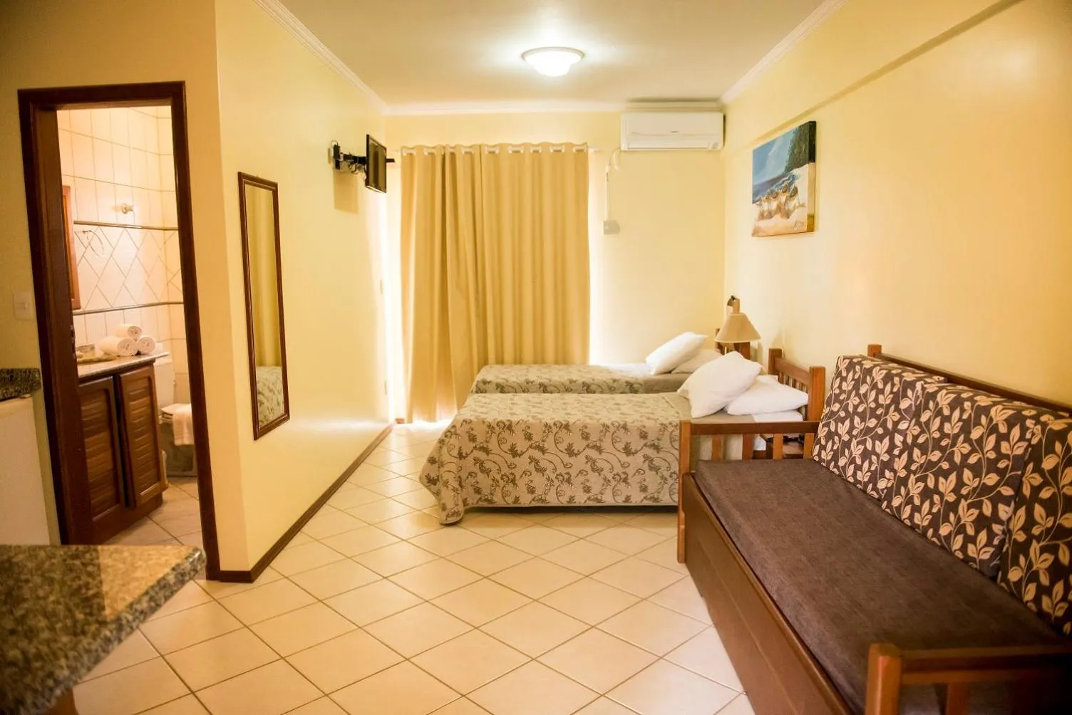 Photo of the whole room, Bed in HANNA San Diego Apart Hotel