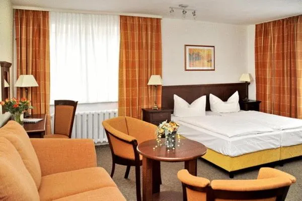 Day, Bed in Hotel Störtebeker