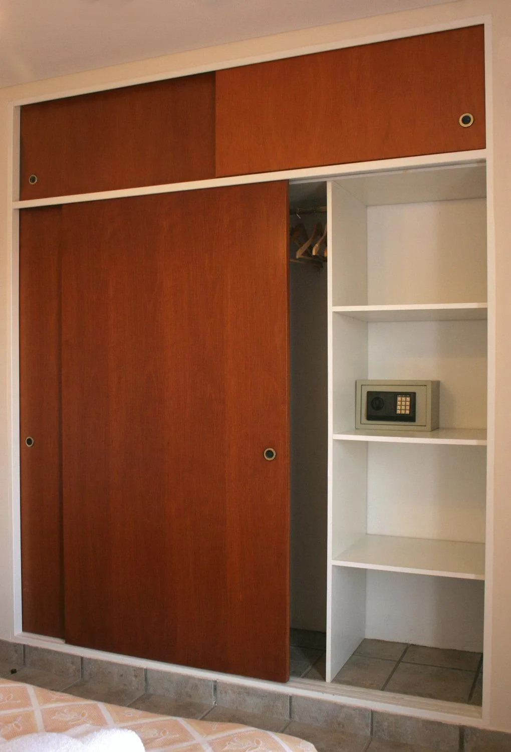 Decorative detail in Wilson Apart Hotel