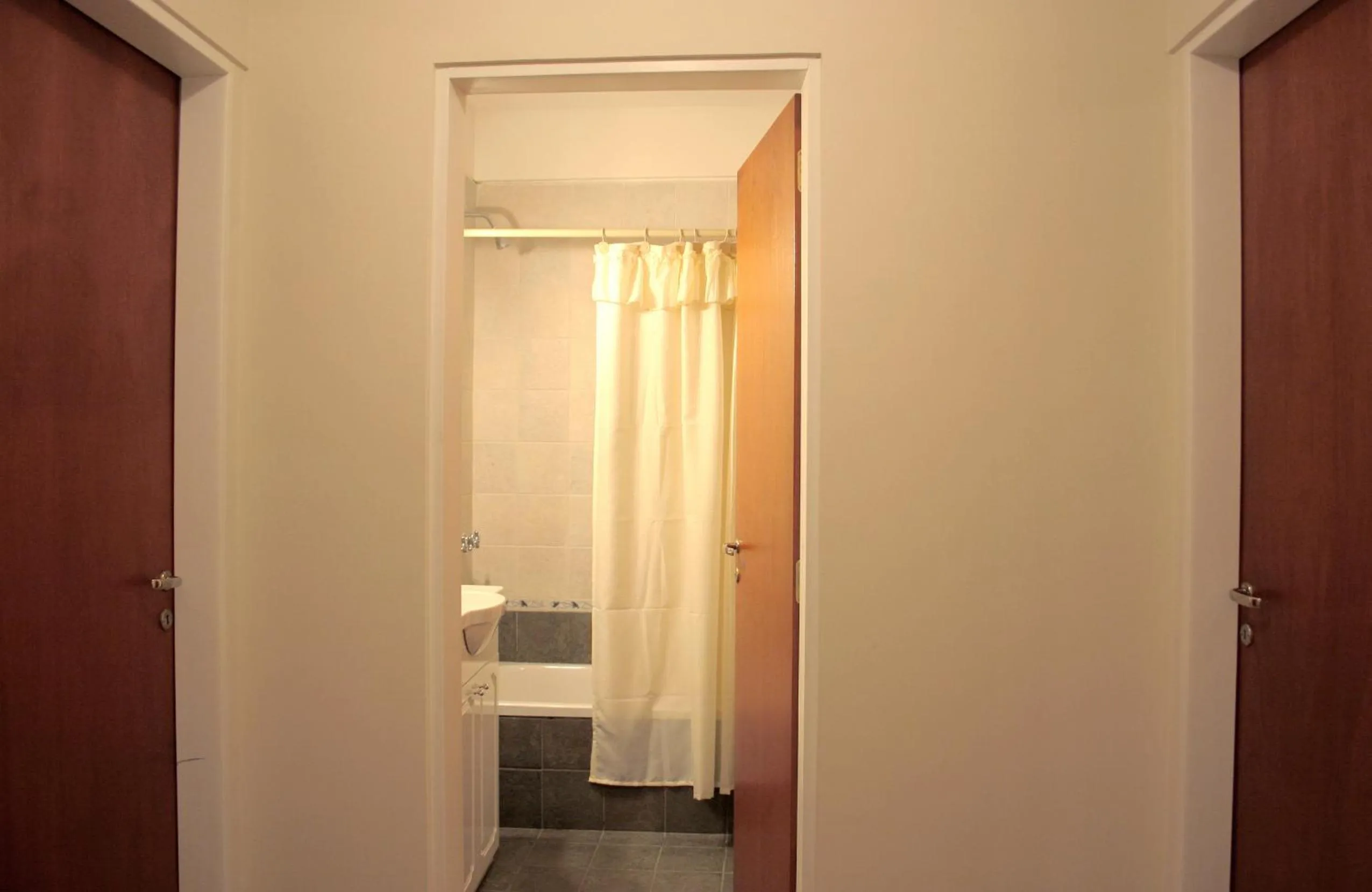 Bathroom in Wilson Apart Hotel