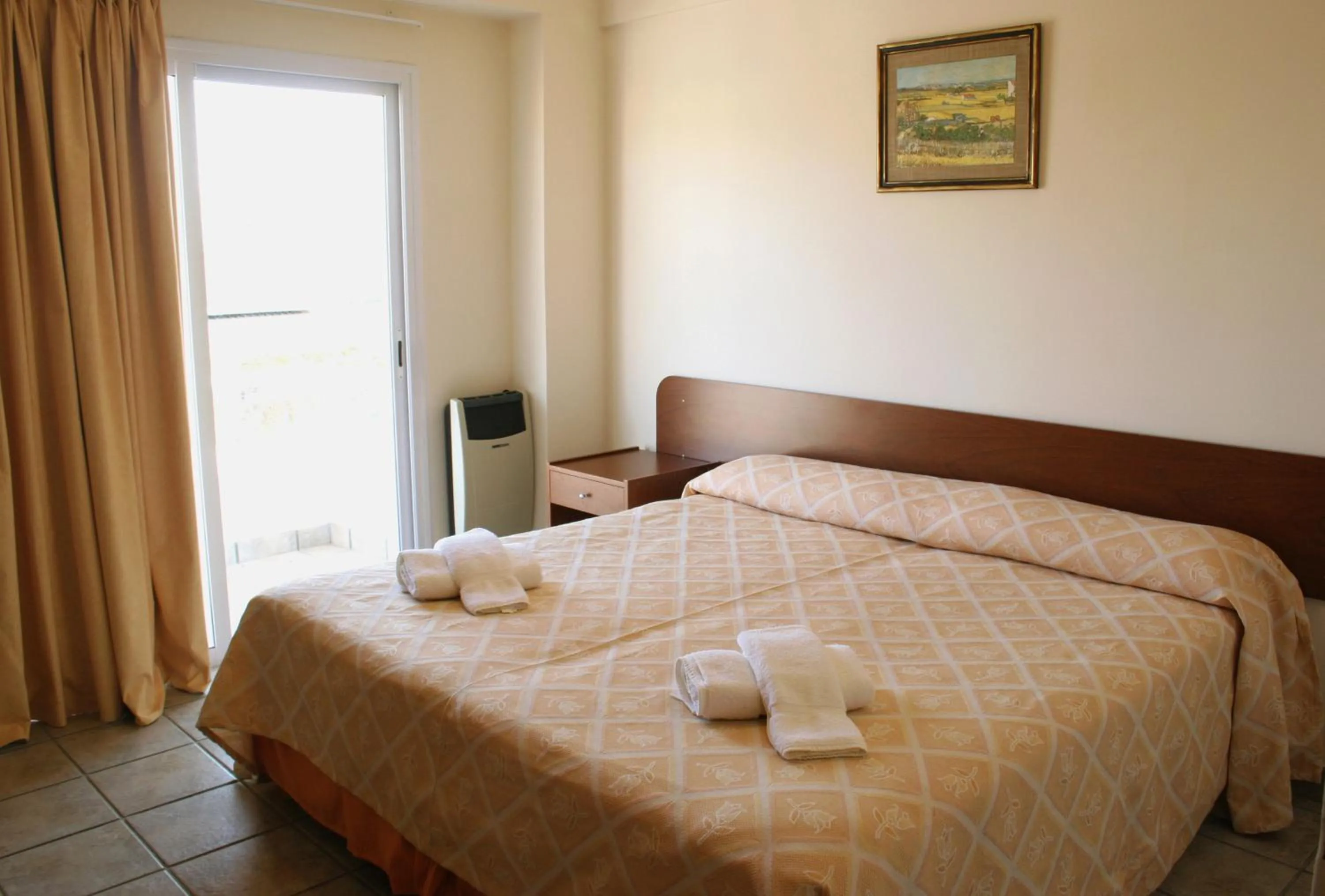 Day in Wilson Apart Hotel