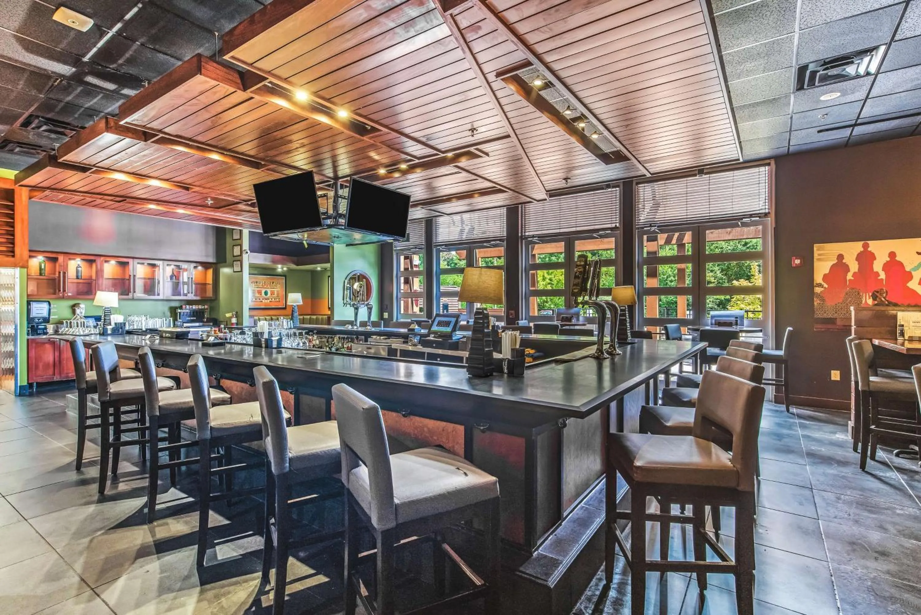 Restaurant/places to eat in DoubleTree by Hilton Columbus