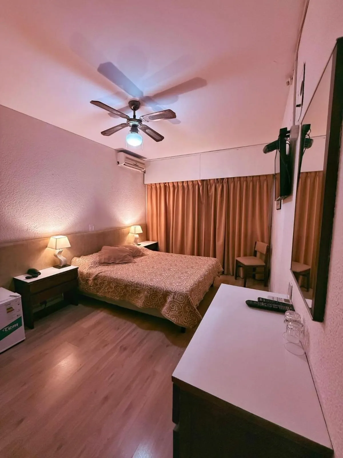 Bed in Punta del Este Shelton Hotel