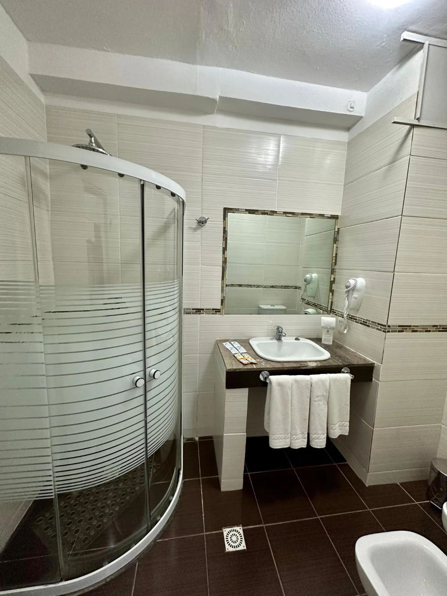 Bathroom in Punta del Este Shelton Hotel