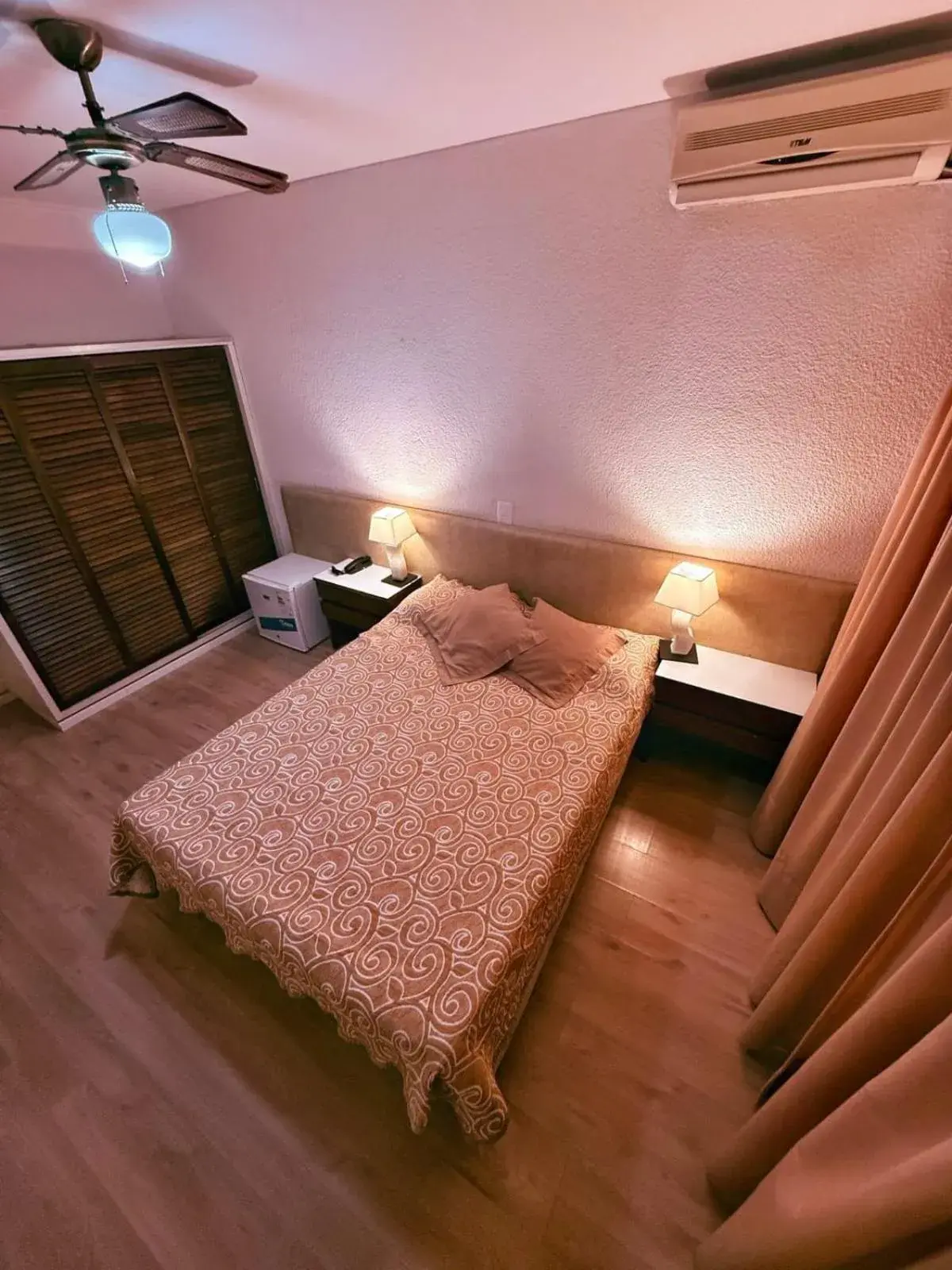 Standard Double Room in Punta del Este Shelton Hotel Standard Double Room in Punta del Este Shelton Hotel