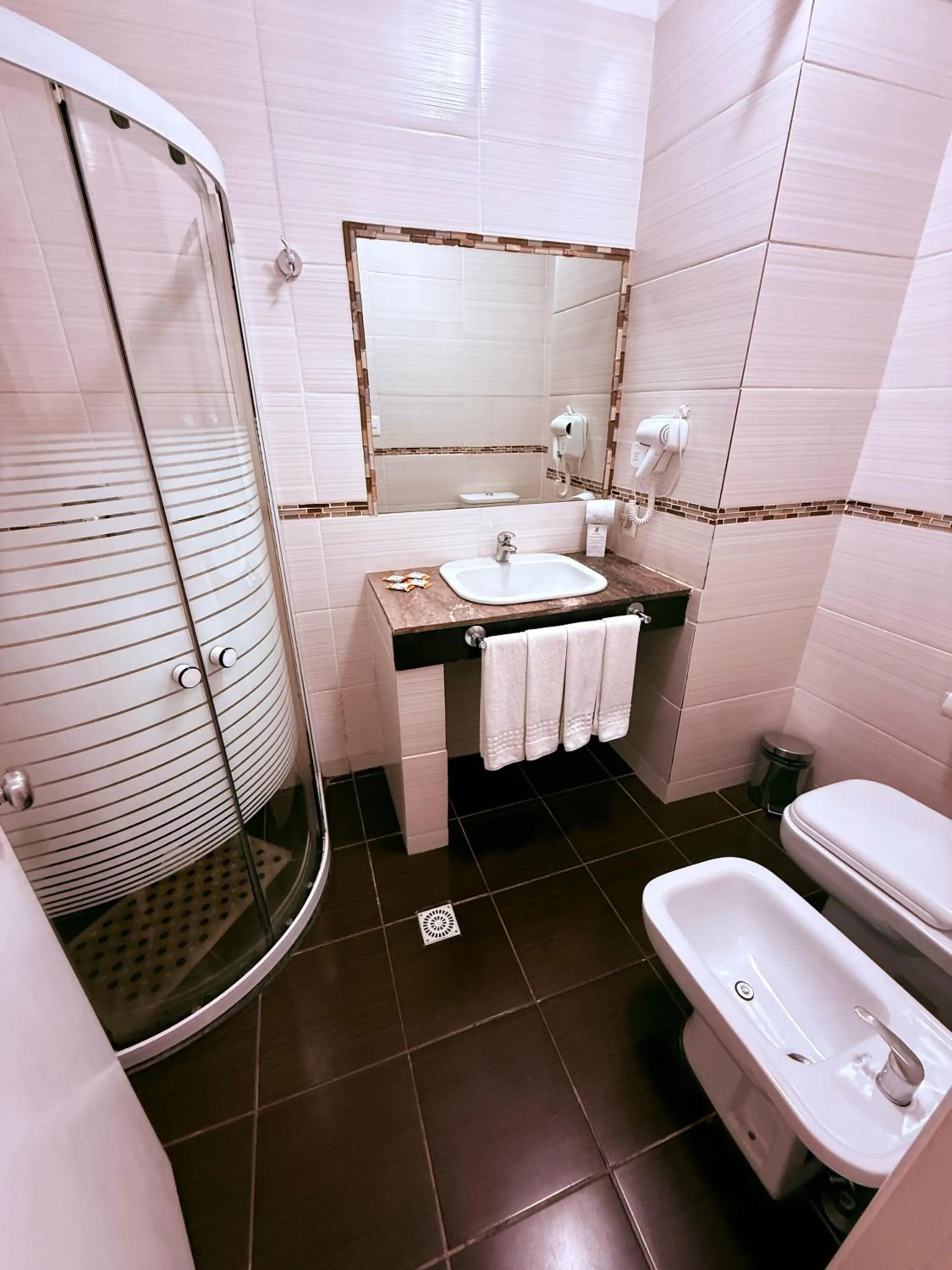 Bathroom in Punta del Este Shelton Hotel