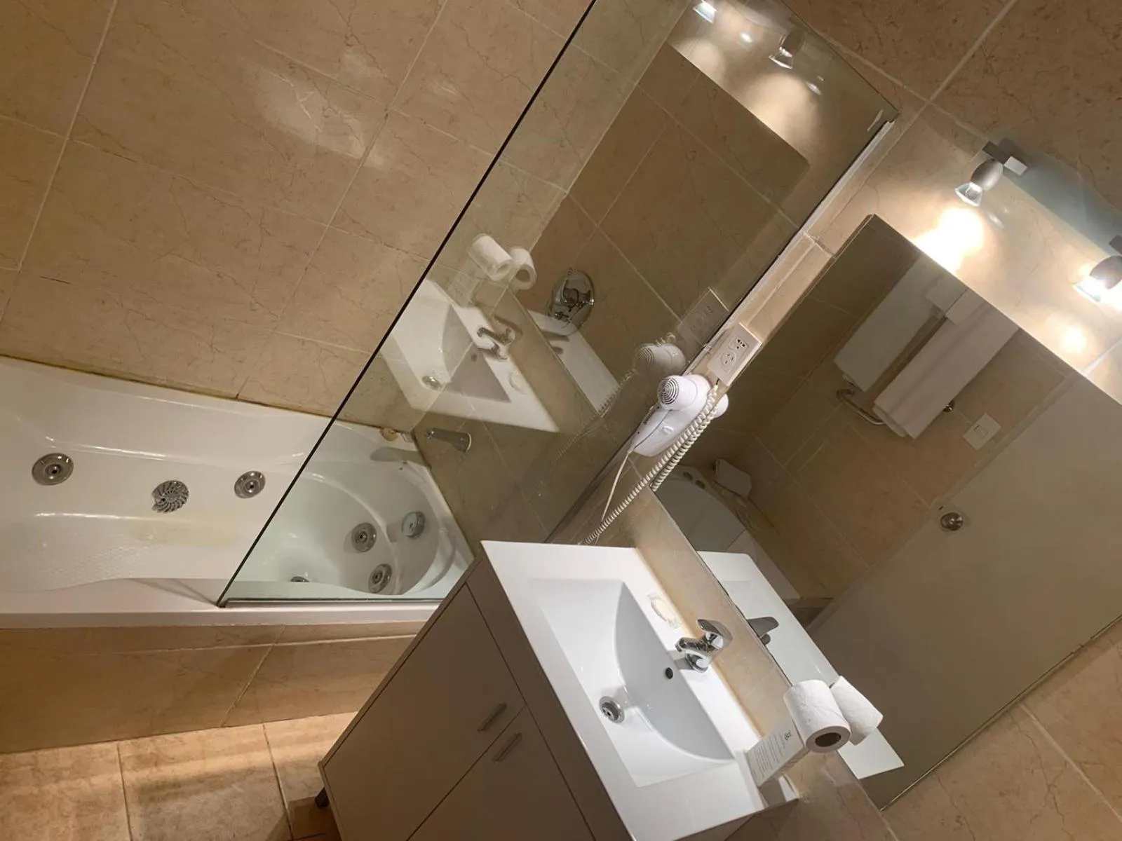 Bathroom in Punta del Este Shelton Hotel