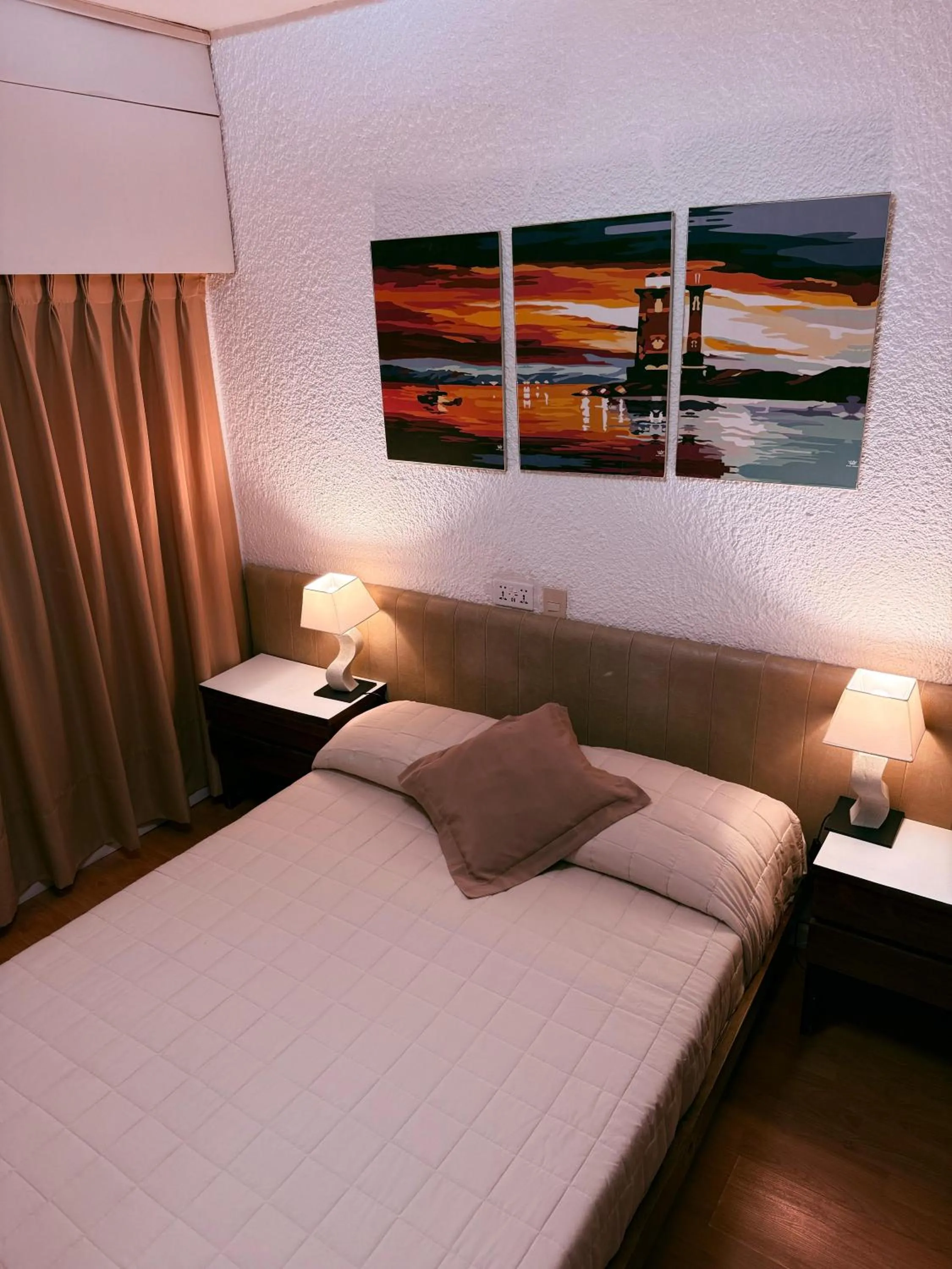 Bed in Punta del Este Shelton Hotel