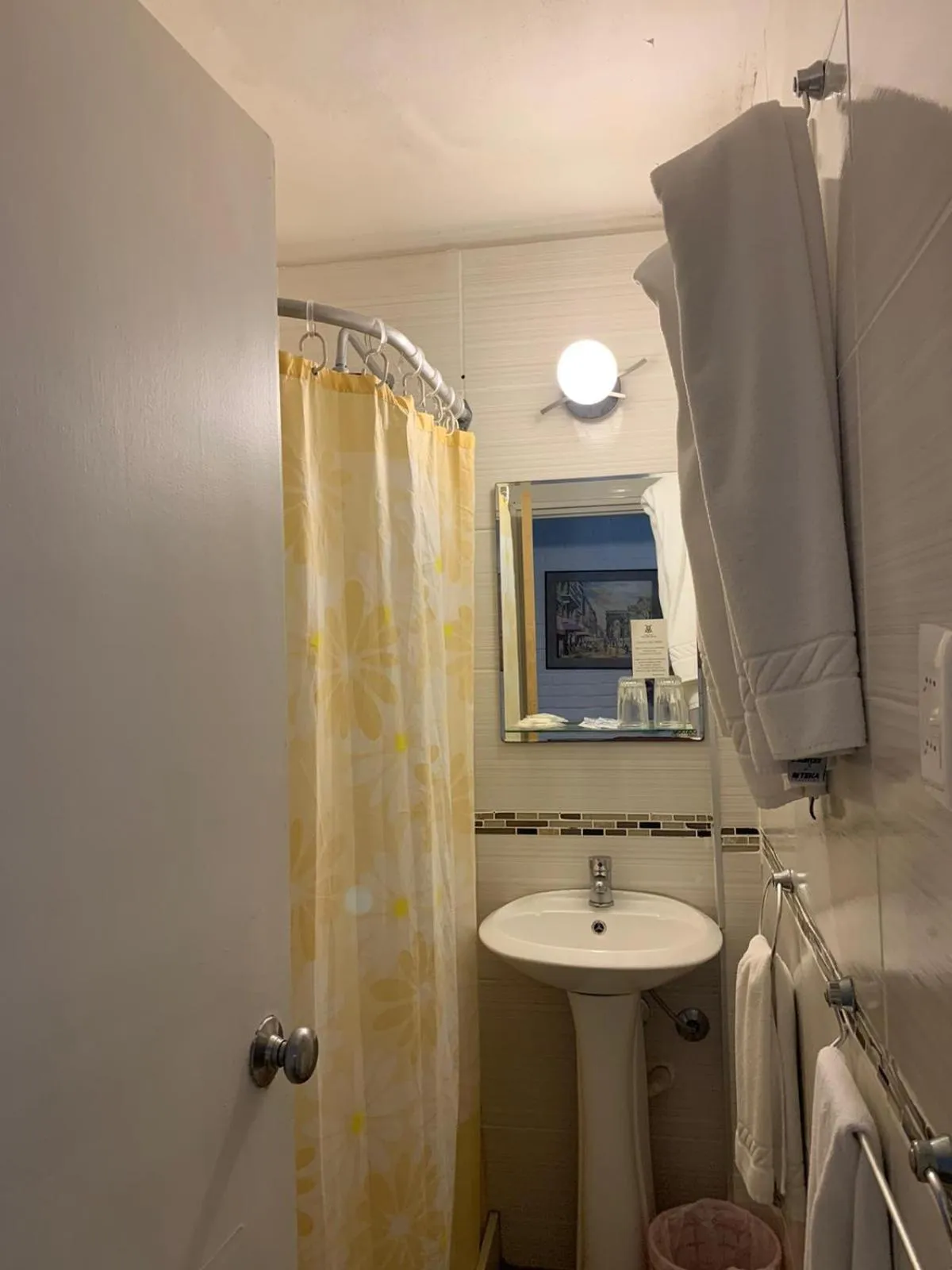 Toilet in Punta del Este Shelton Hotel