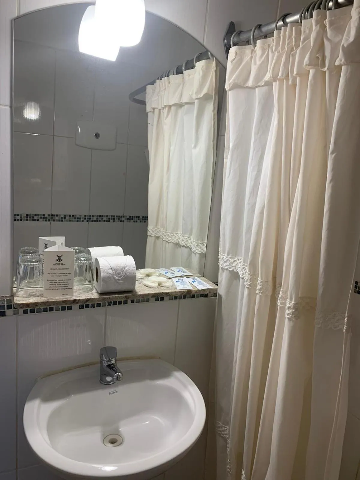 Toilet in Punta del Este Shelton Hotel