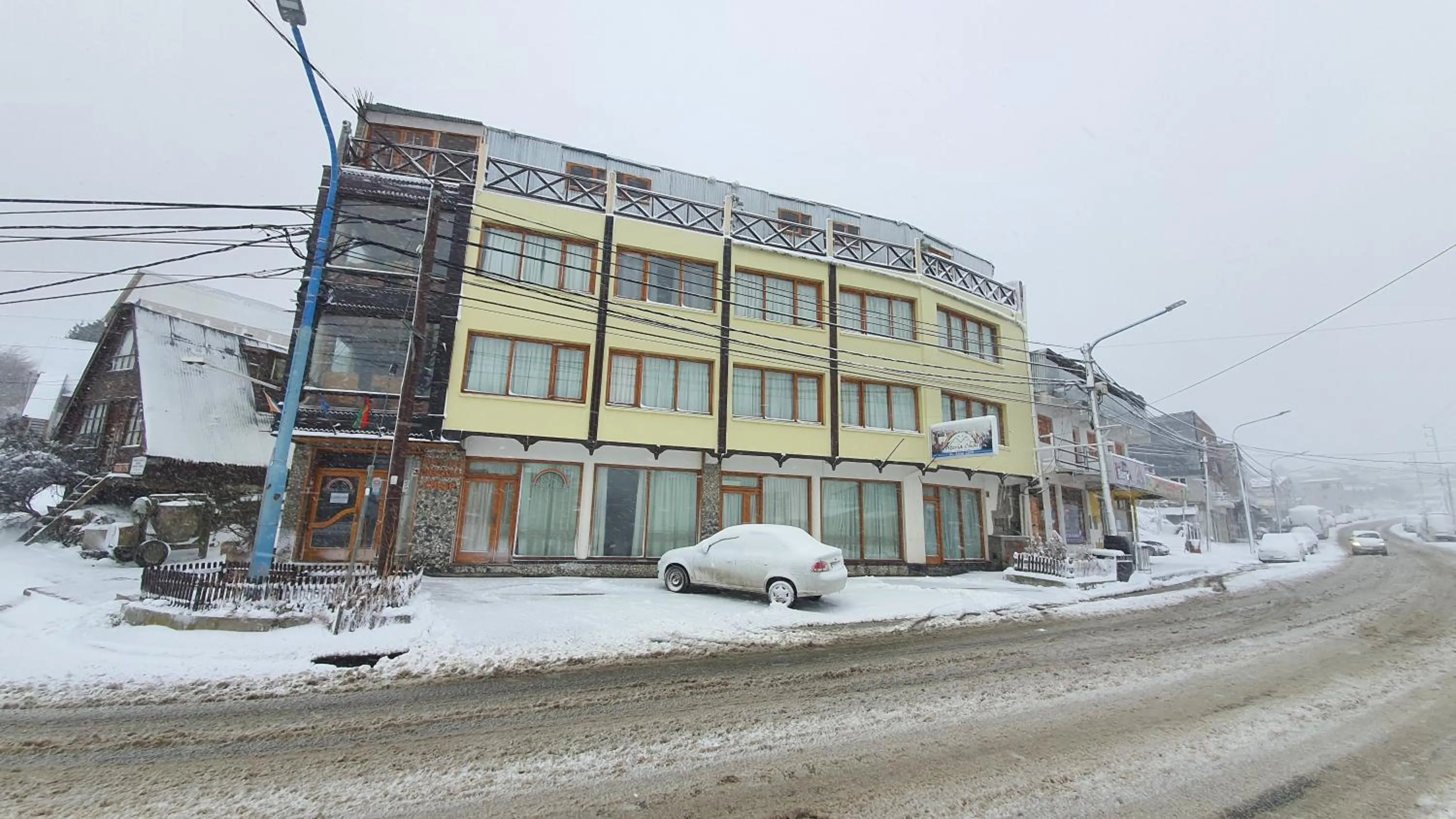 Property building in Hosteria Chalp