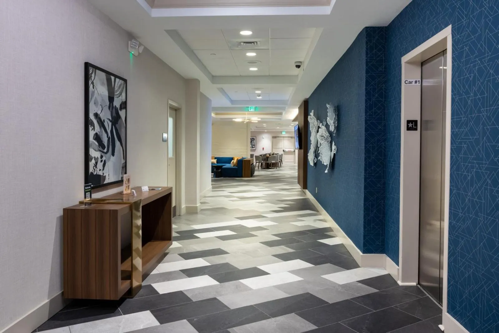 Lobby or reception in DoubleTree by Hilton Tinton Falls-Eatontown