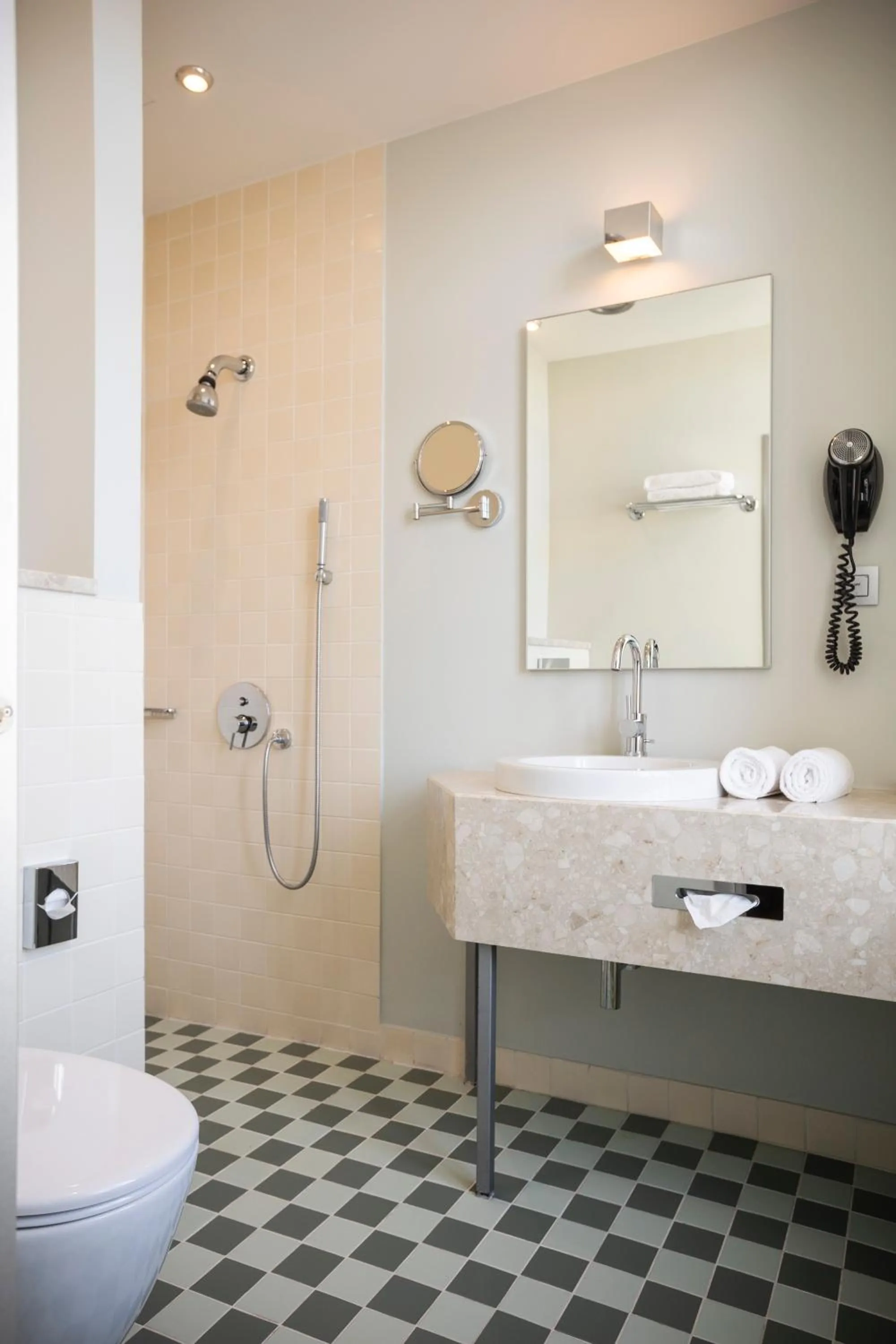 Bathroom in Opera Hotel