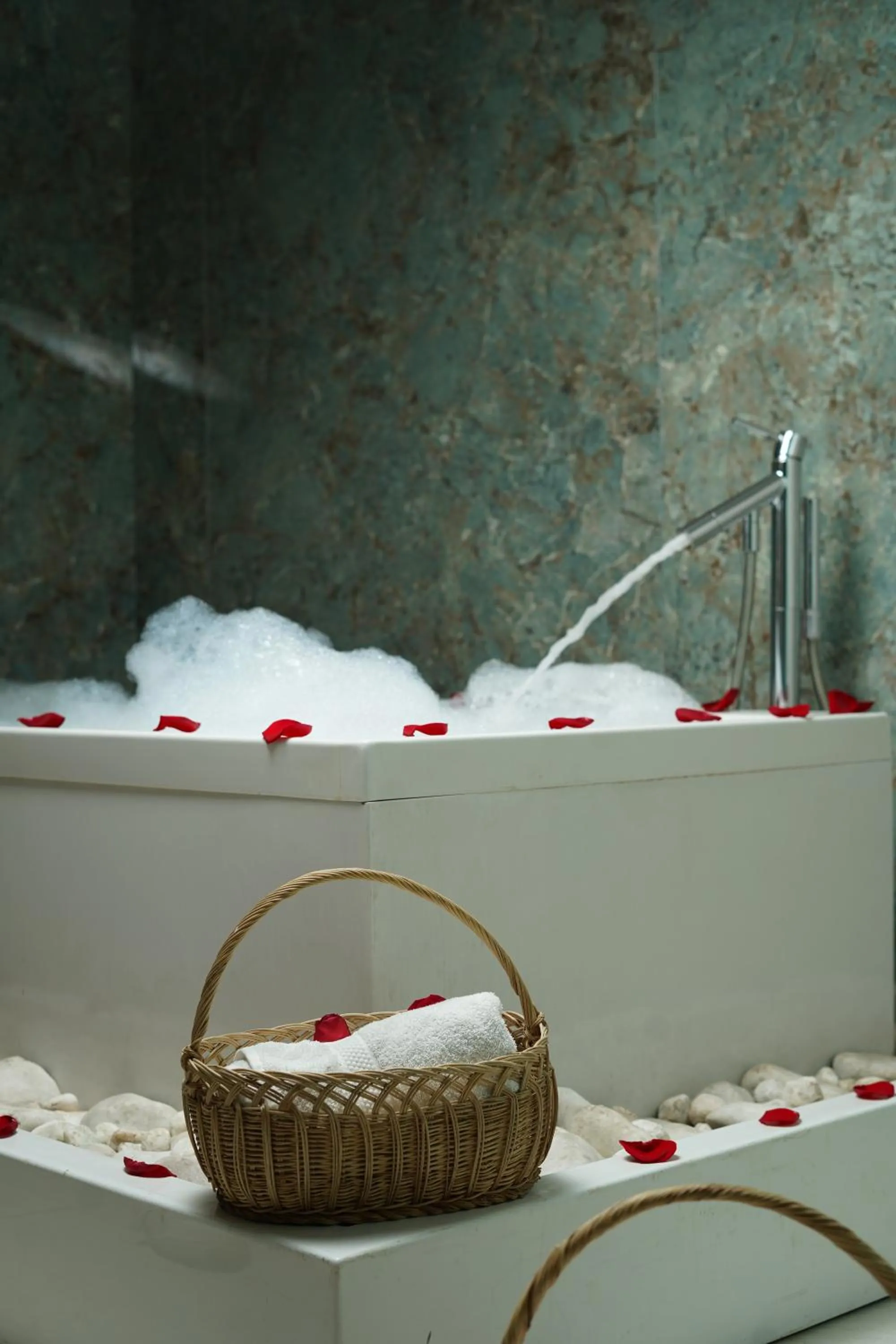 Hot Tub in Le Parc Hotel, Beyond Stars