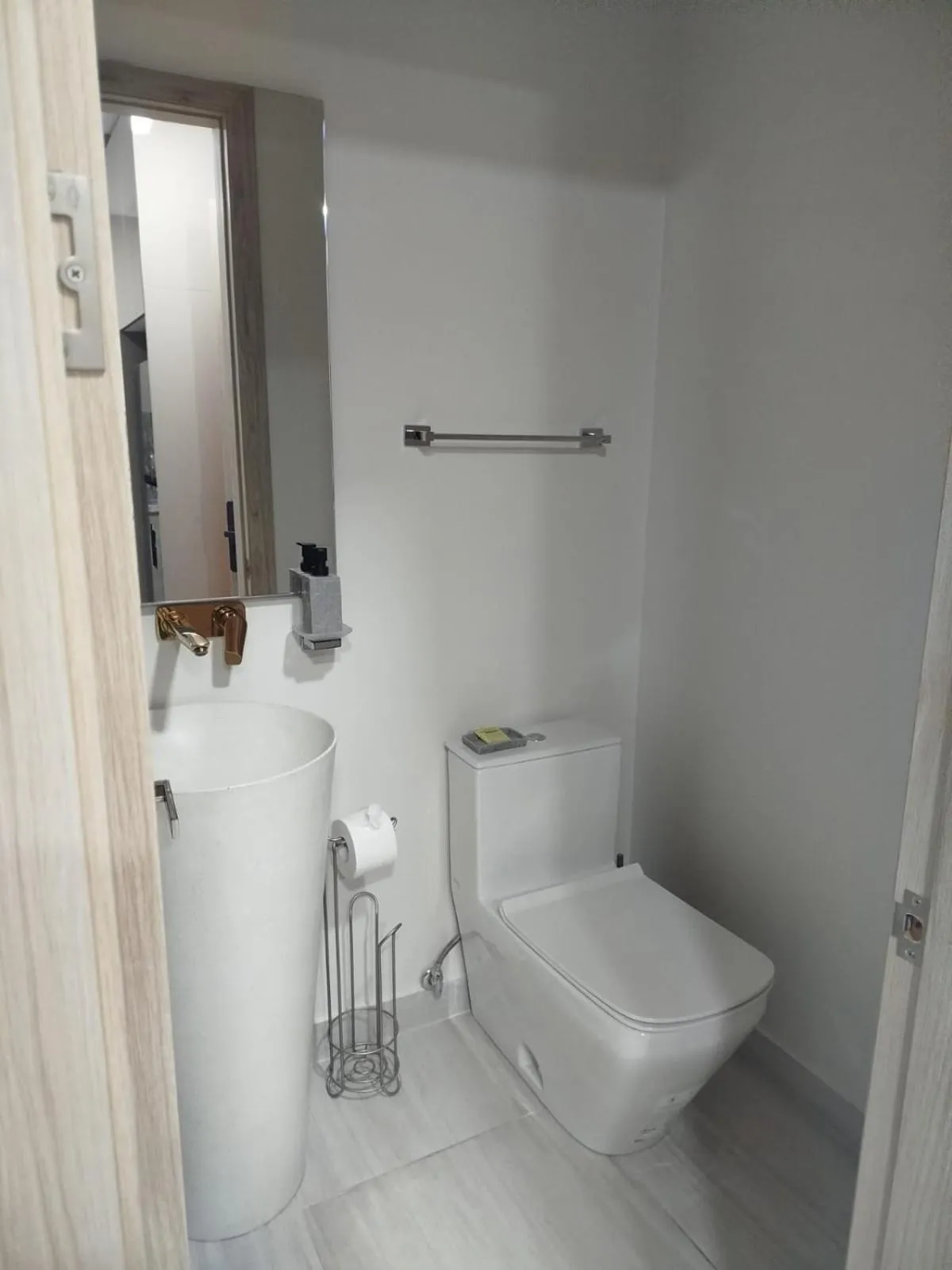 Bathroom in Le Parc Hotel, Beyond Stars