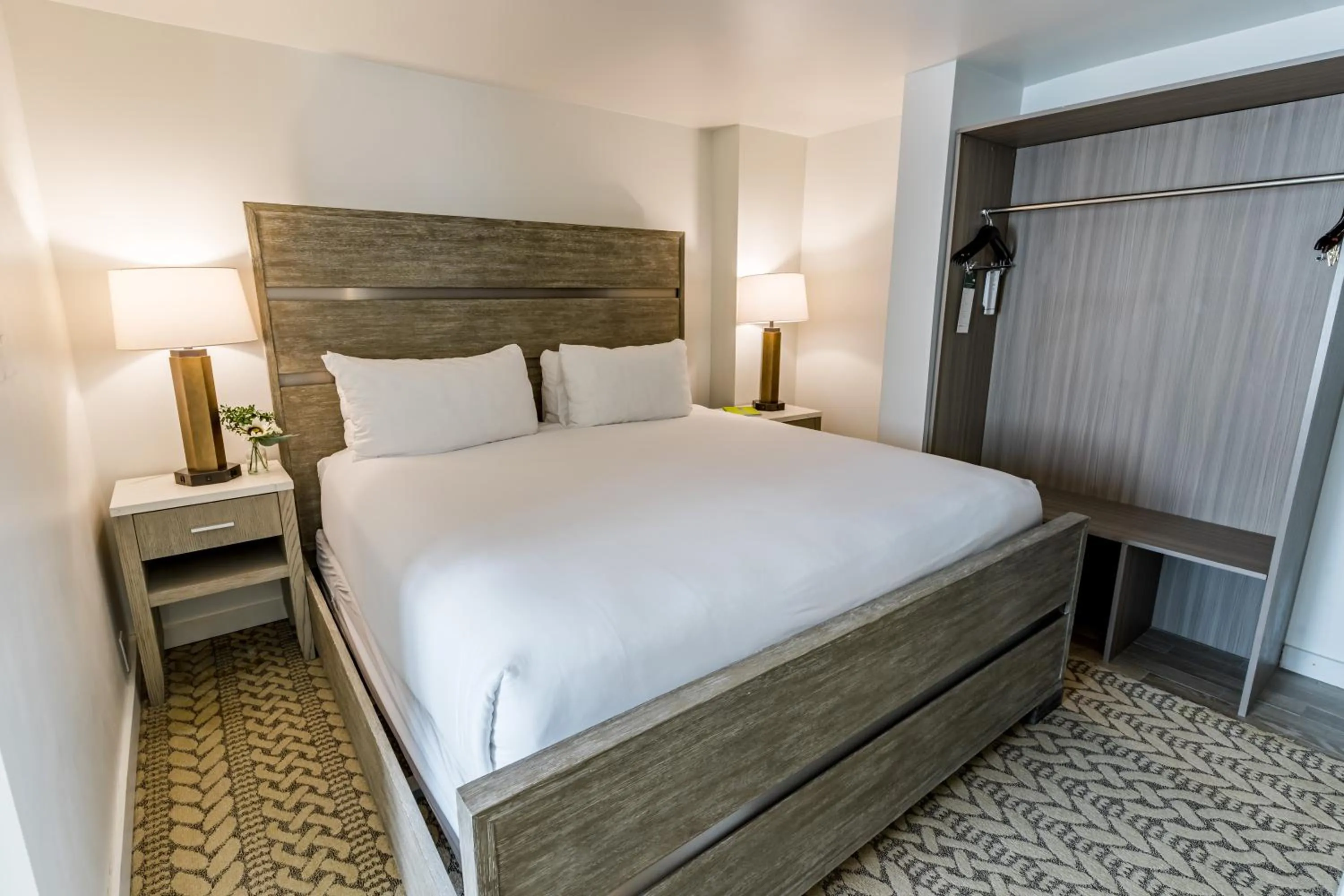 Bedroom, Bed in Snow King Resort