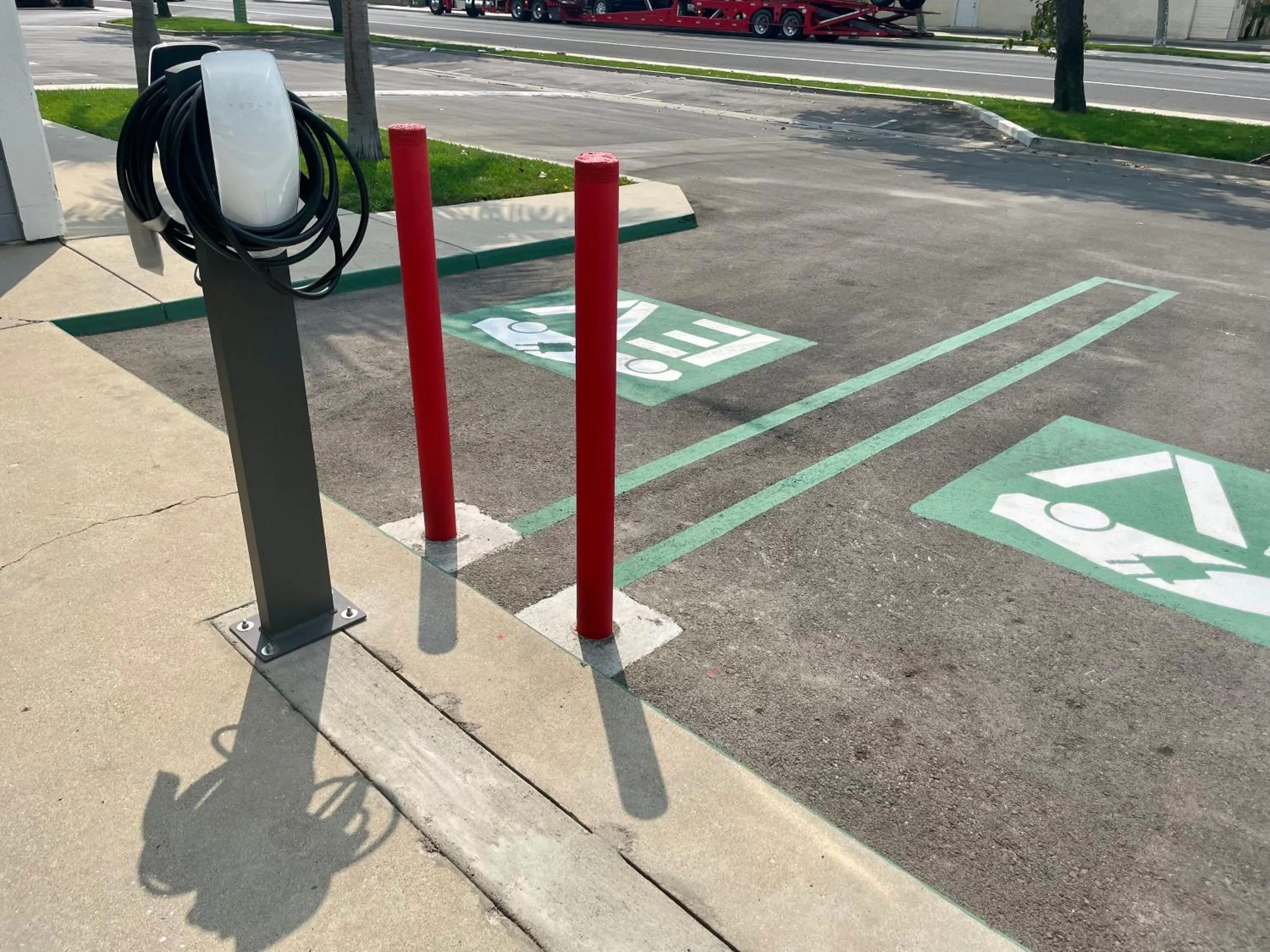 Parking in Inn at Highway 1