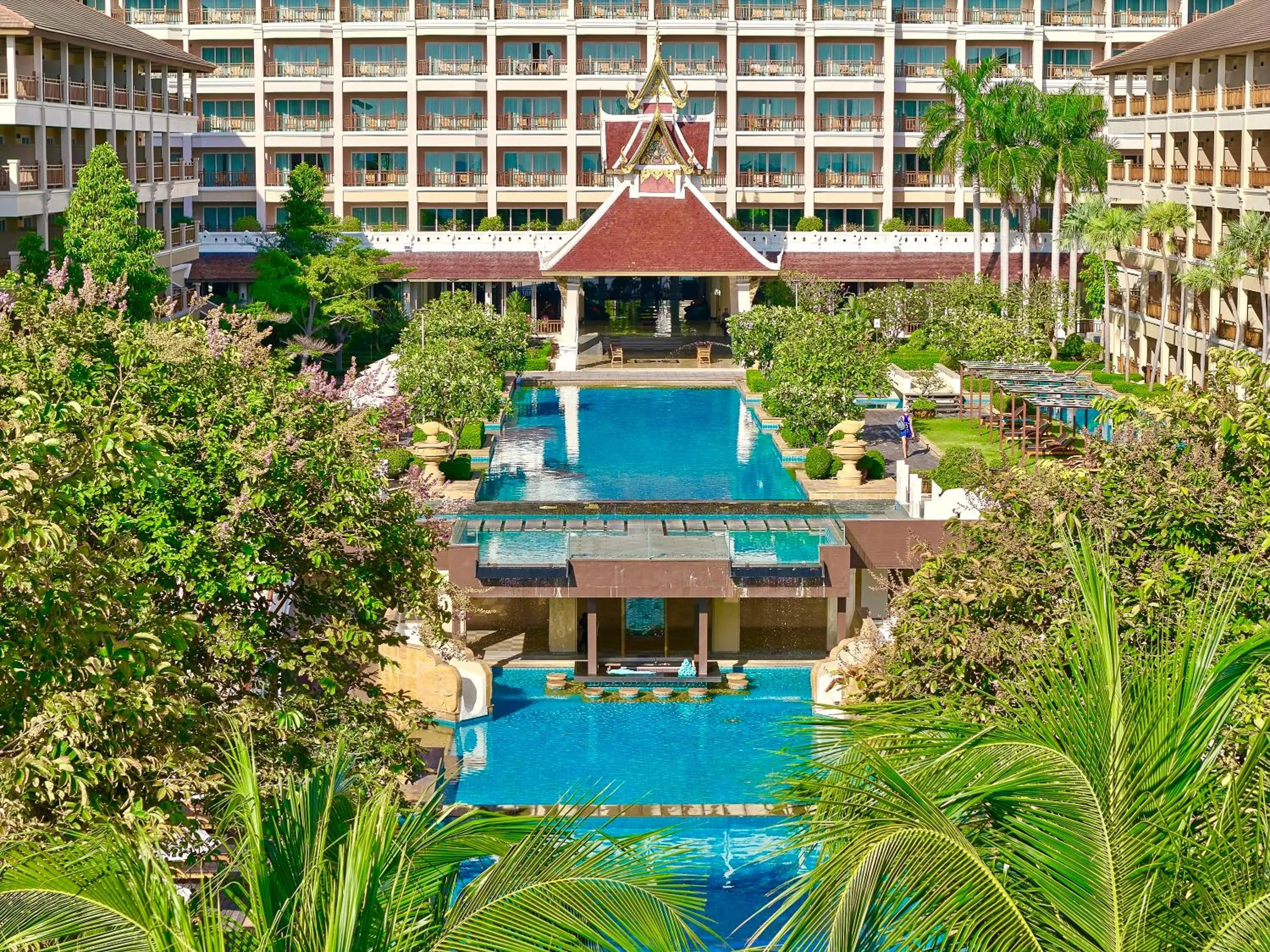 Property building in The Heritage Pattaya Beachfront Resort