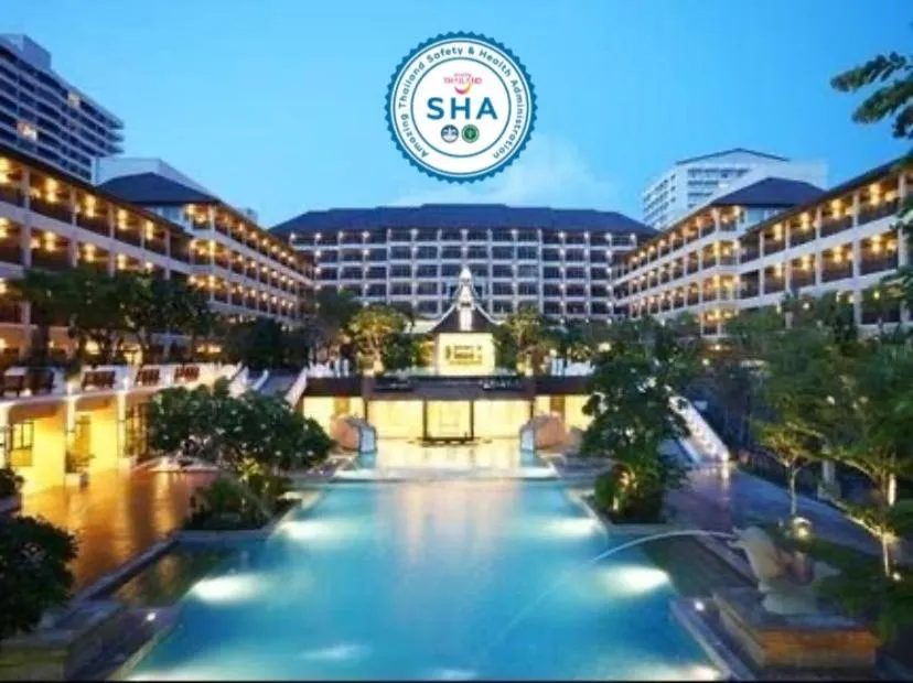 The Heritage Pattaya Beachfront Resort