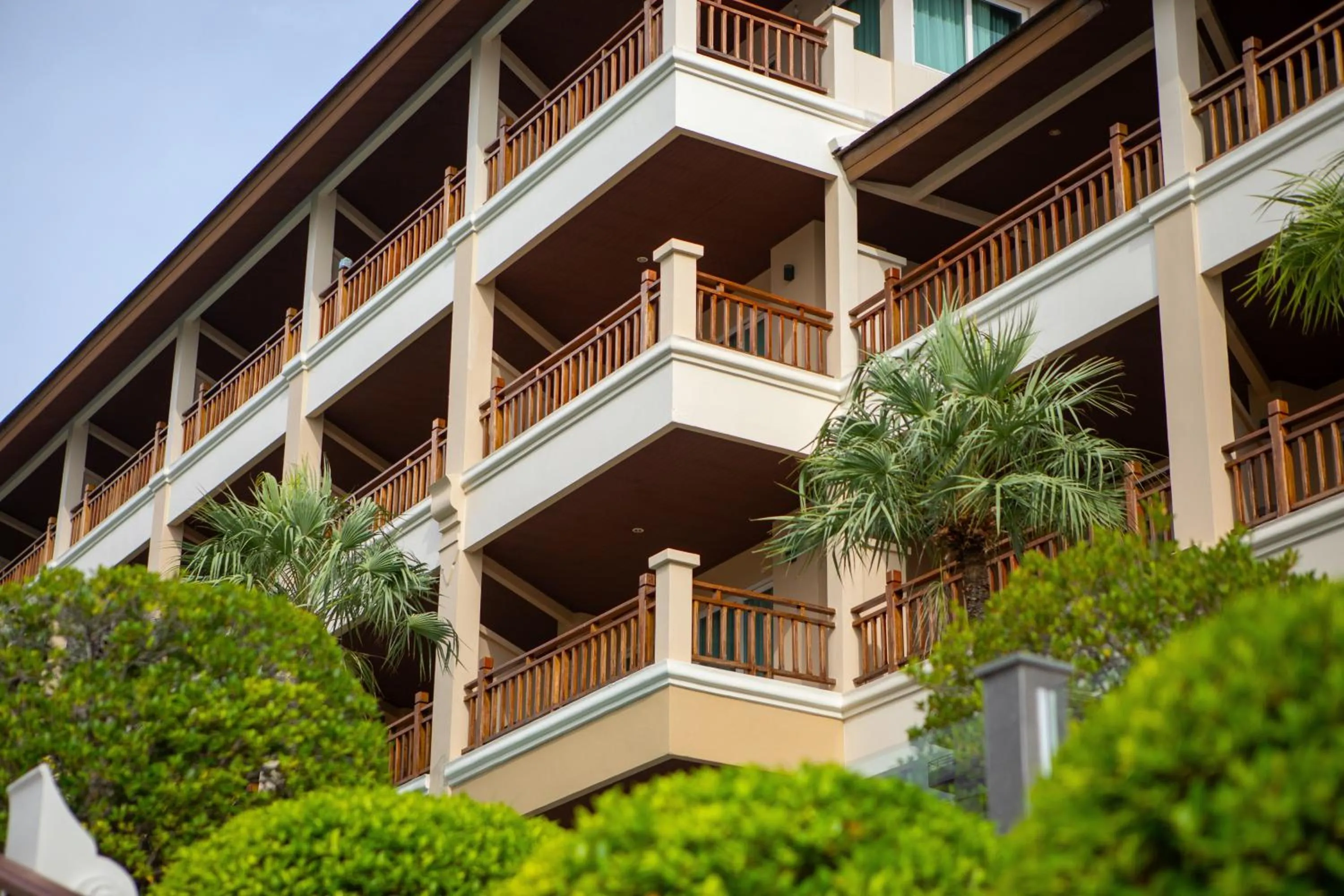 Property building in The Heritage Pattaya Beachfront Resort