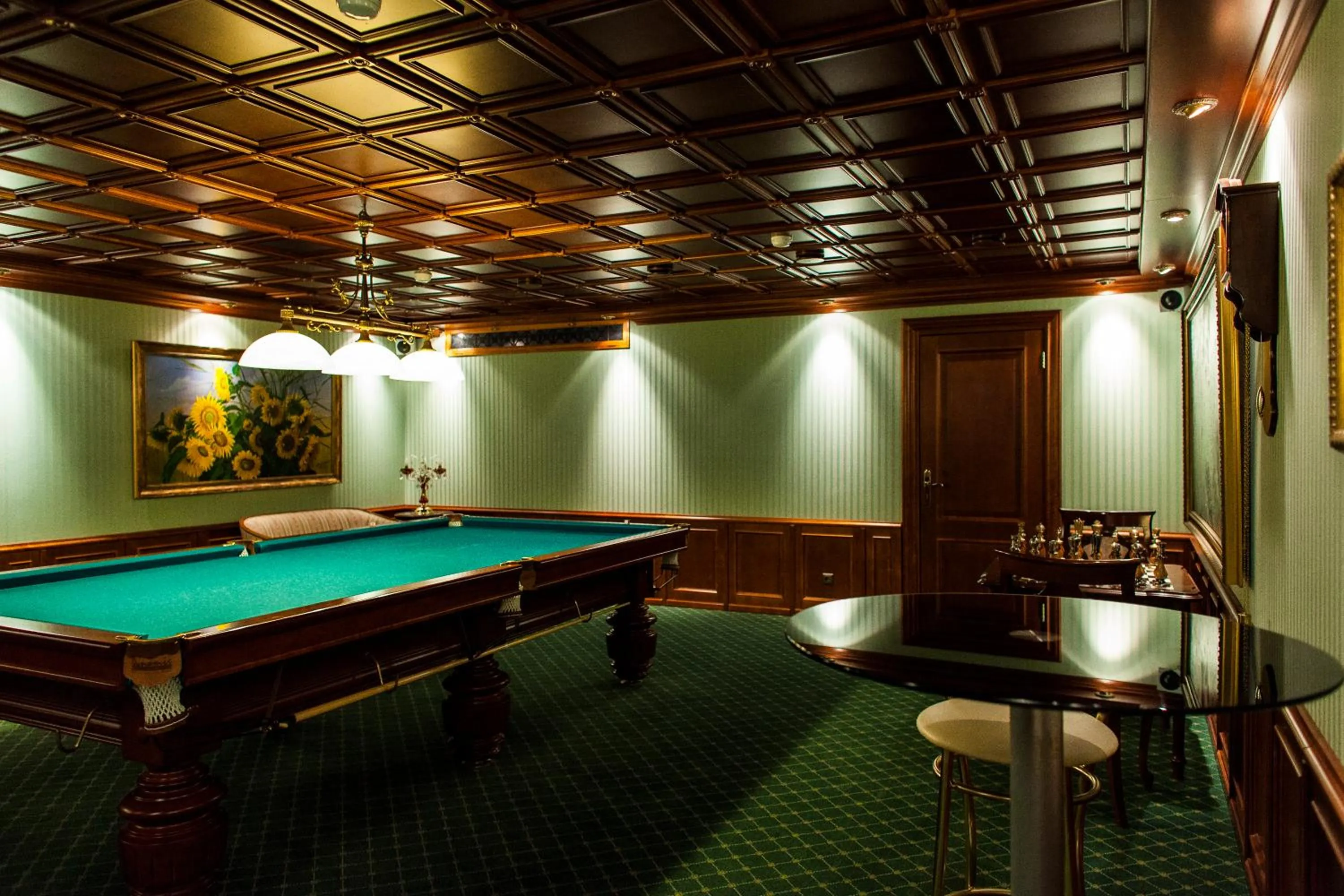 Billiard in TB Palace Hotel & SPA