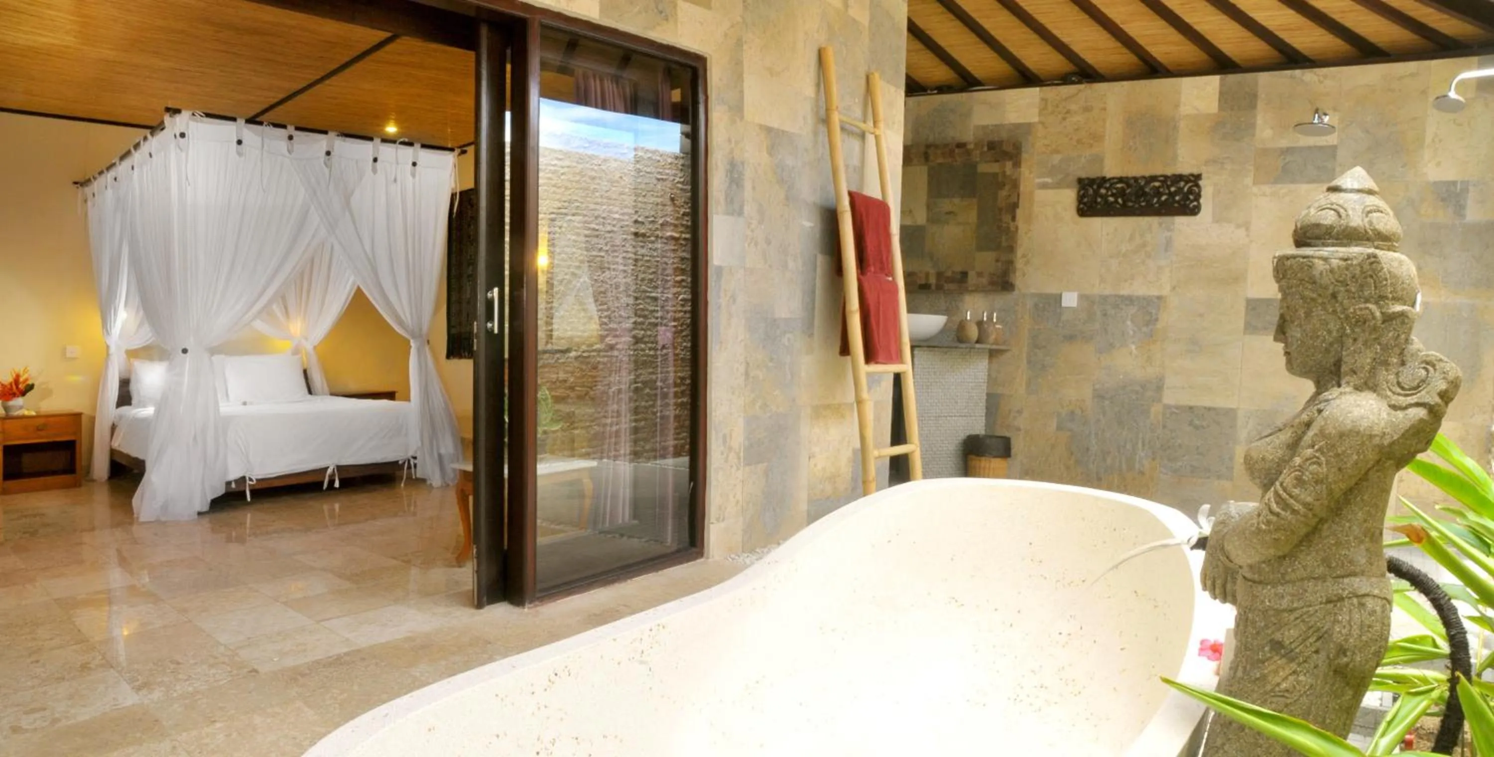 Bathroom, Bed in Coral View Villas