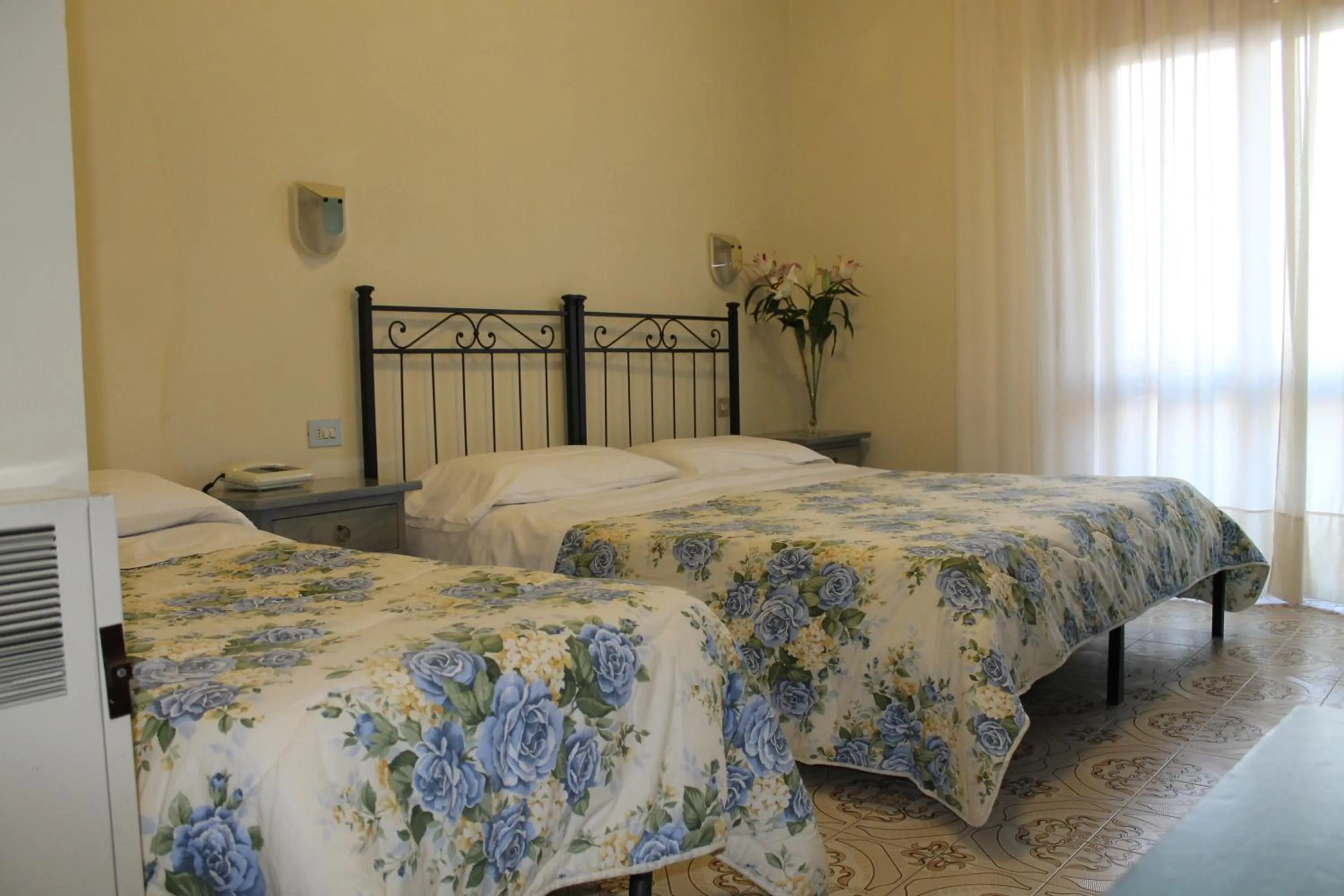 Bedroom, Bed in Hotel Ismaele