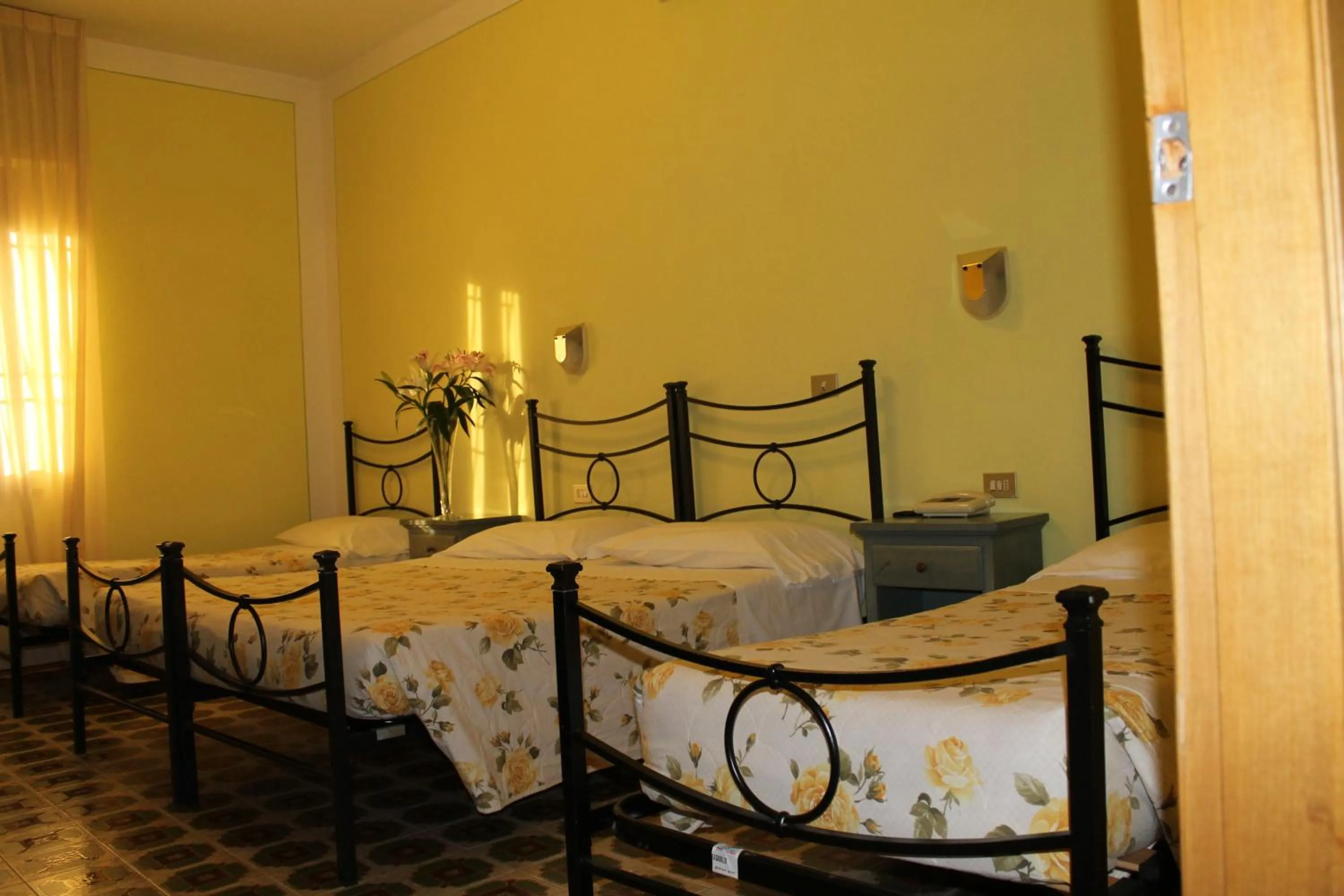 Bedroom, Bed in Hotel Ismaele