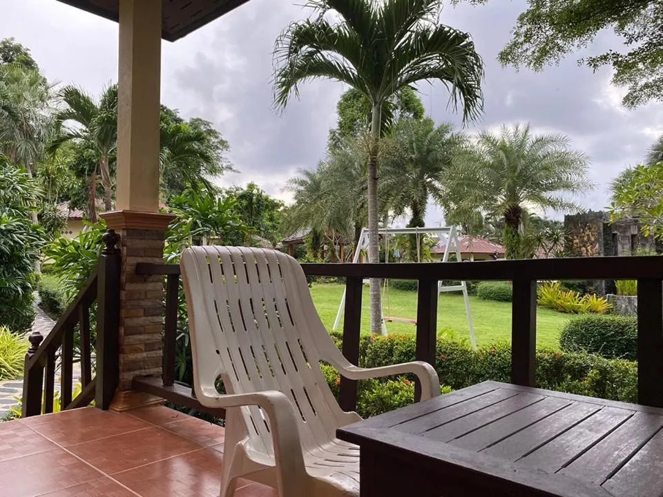 Koh Chang Bailan Beach Resort