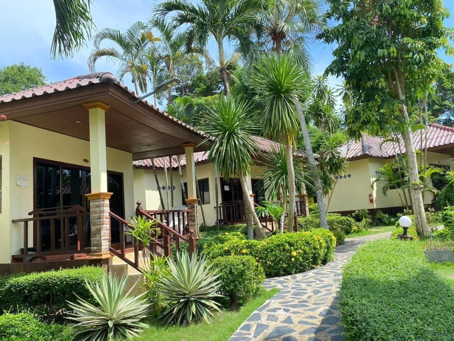 Koh Chang Bailan Beach Resort