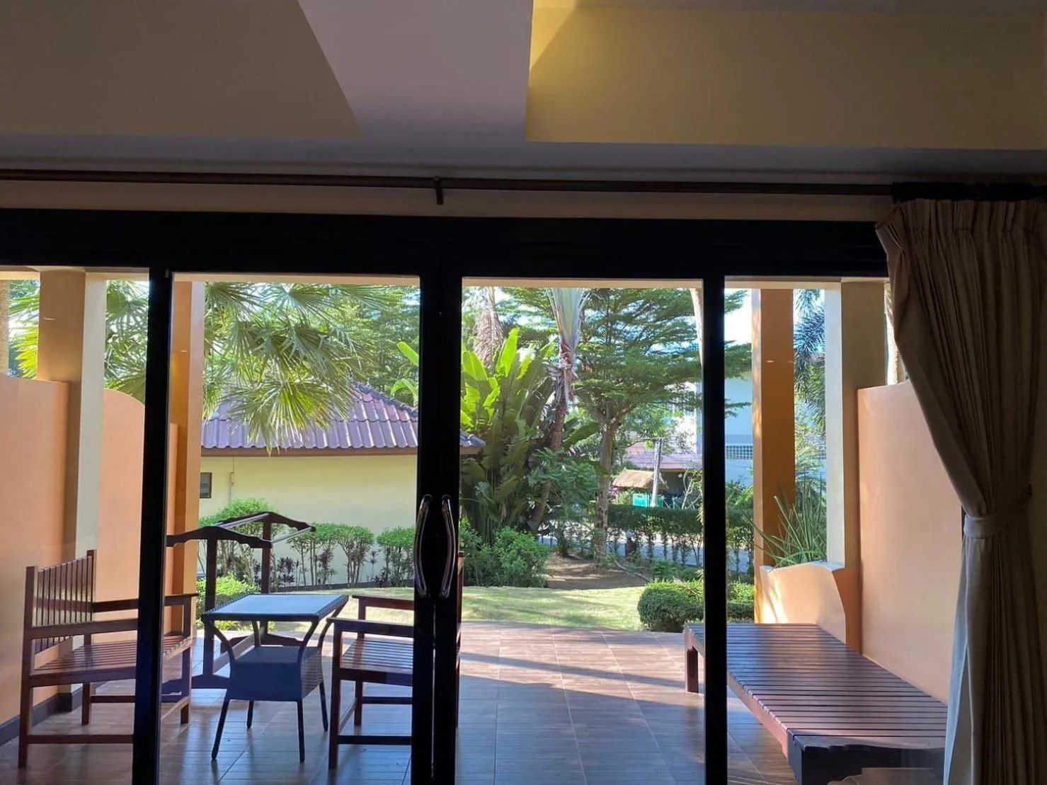 Koh Chang Bailan Beach Resort