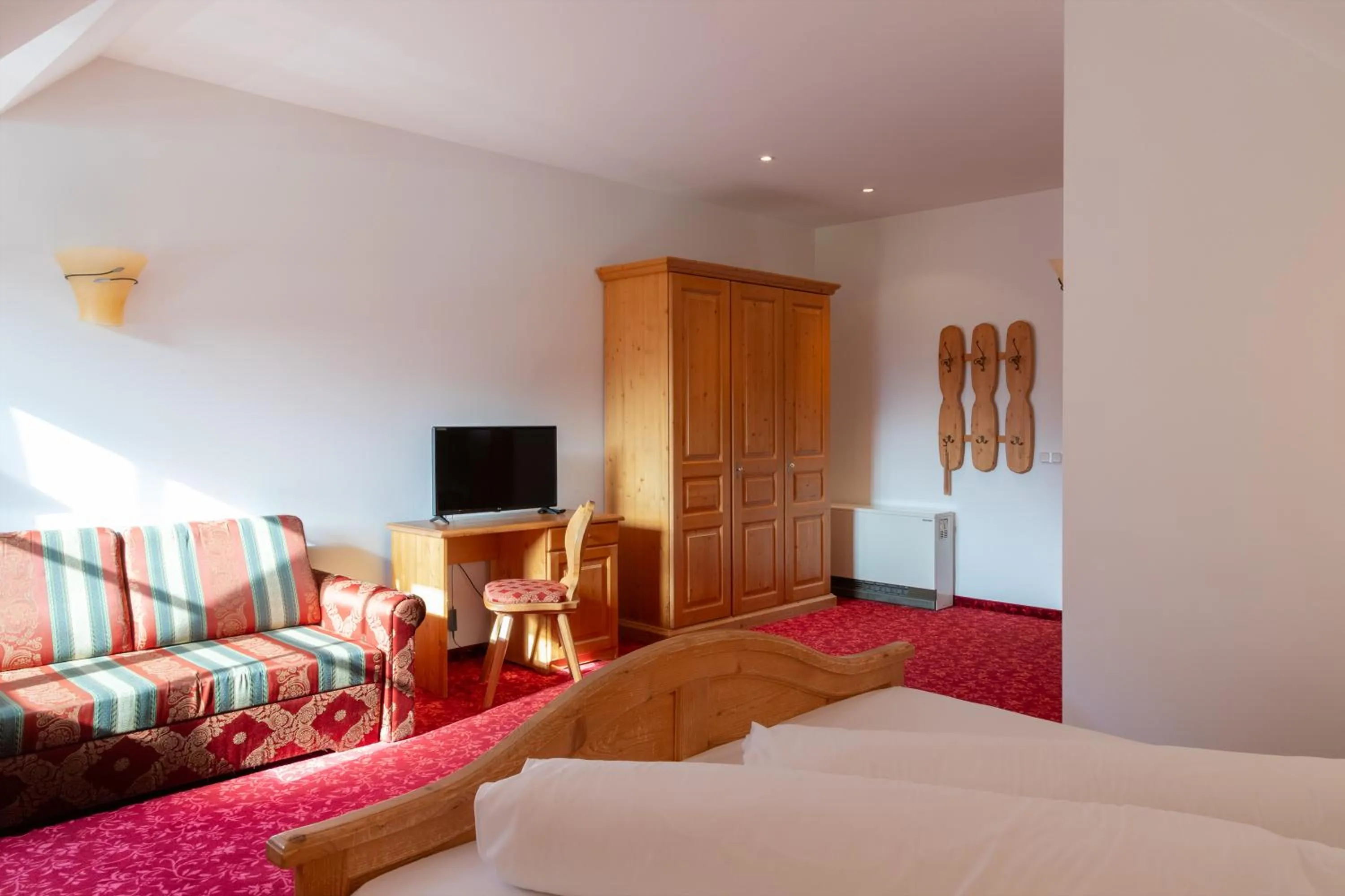 Photo of the whole room, Bed in Hotel Sachsenklemme