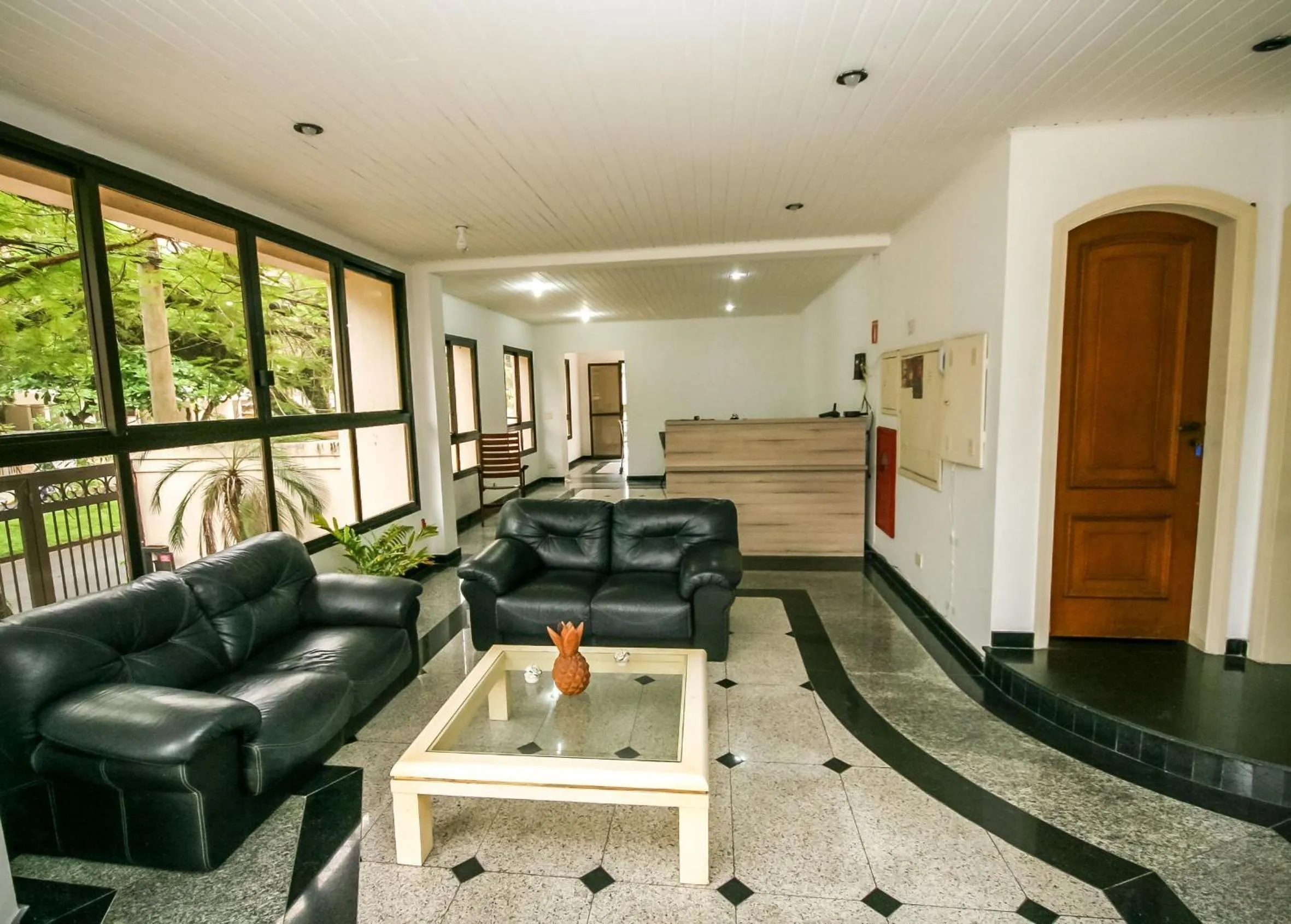 Lobby or reception in Suites Natalia Enseada