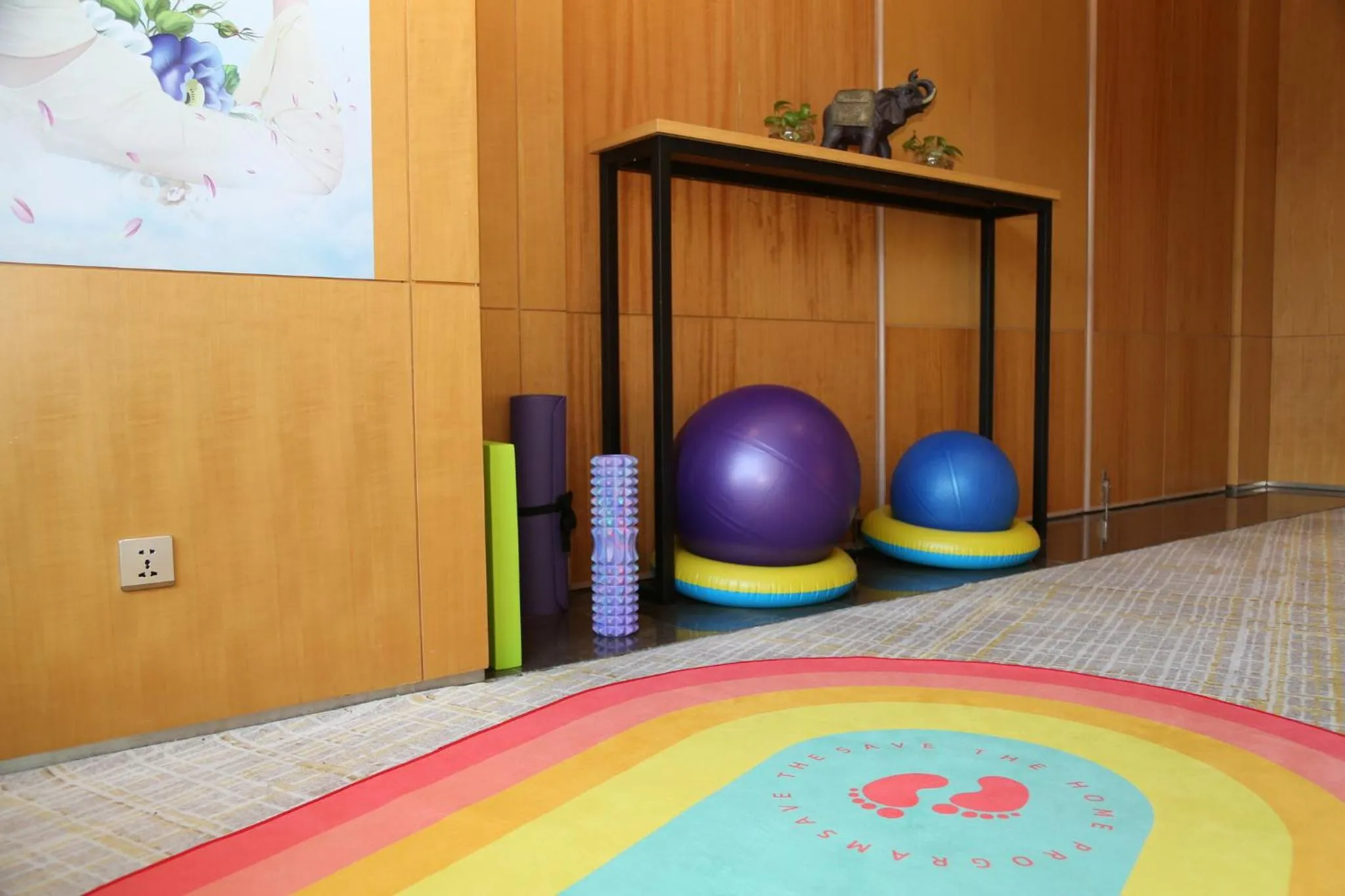 Fitness centre/facilities in Holiday Inn Express City Centre Dalian by IHG