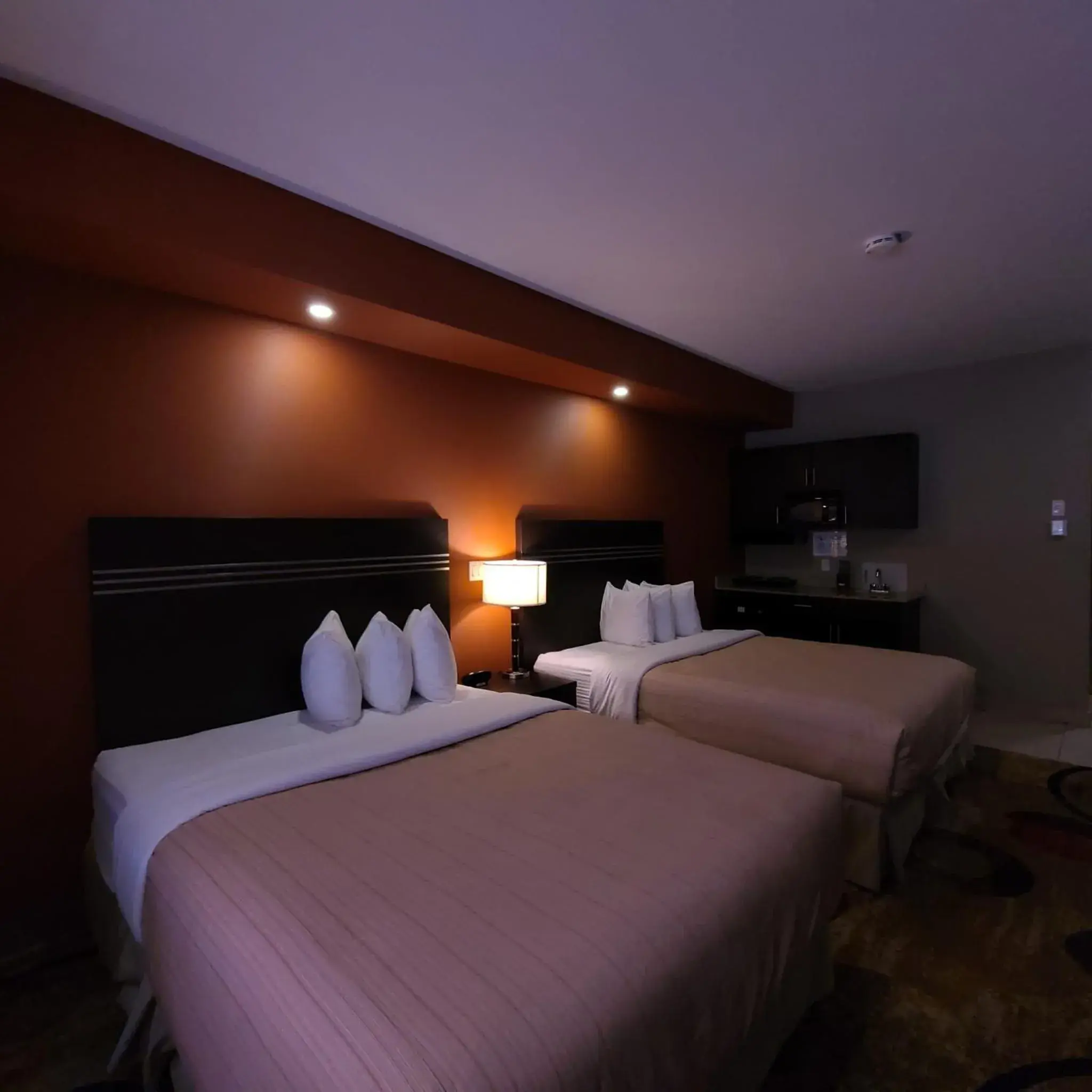 Queen Room with Two Queen Beds in Wabasca Inn Queen Room with Two Queen Beds in Wabasca Inn