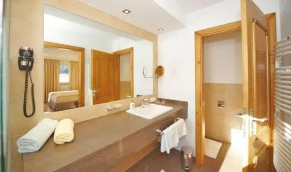 Bathroom in Hotel Lisa