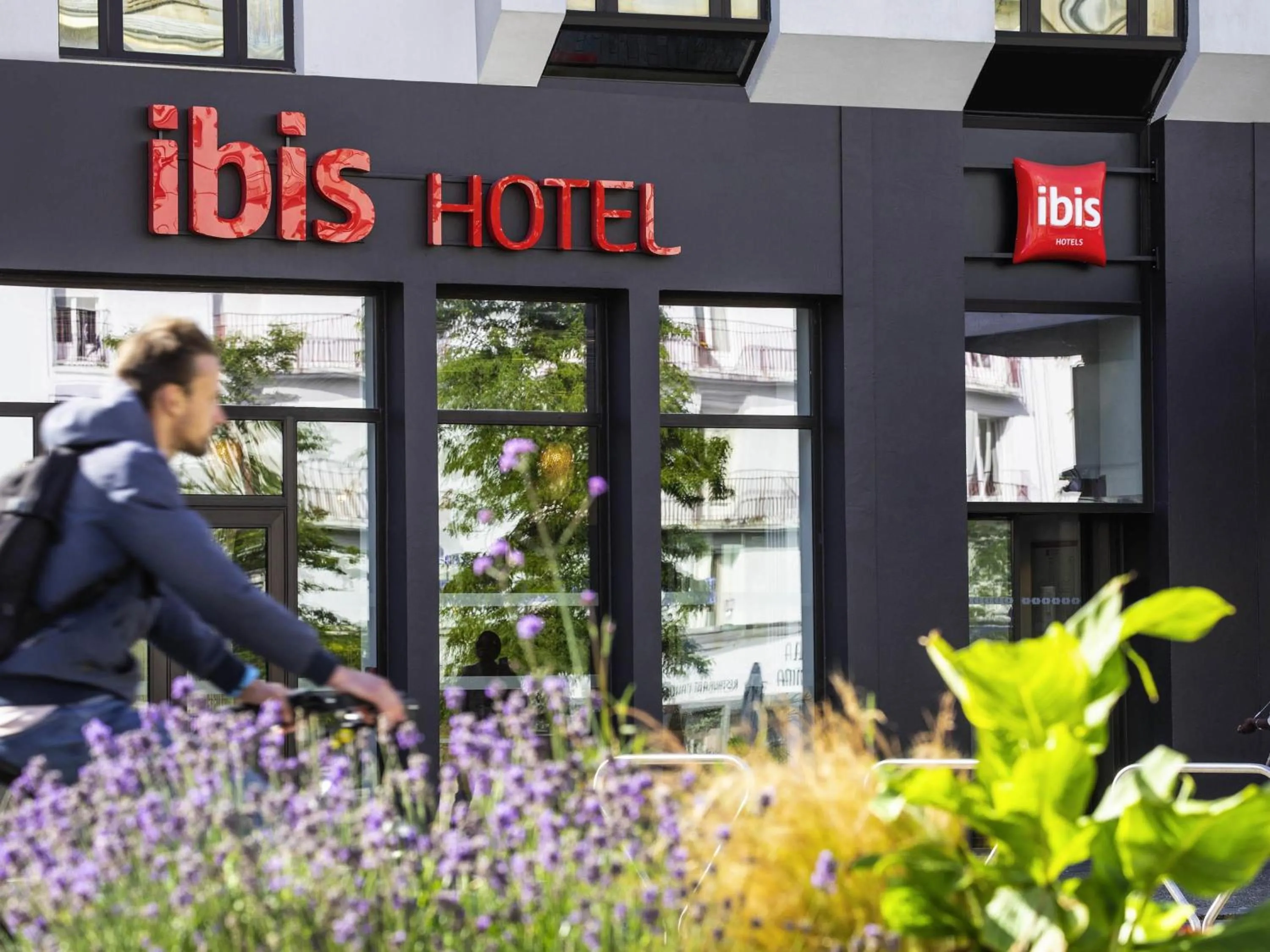 Property building in ibis Brest Centre