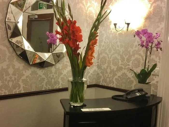 Lobby or reception in Chaston Manor Hotel