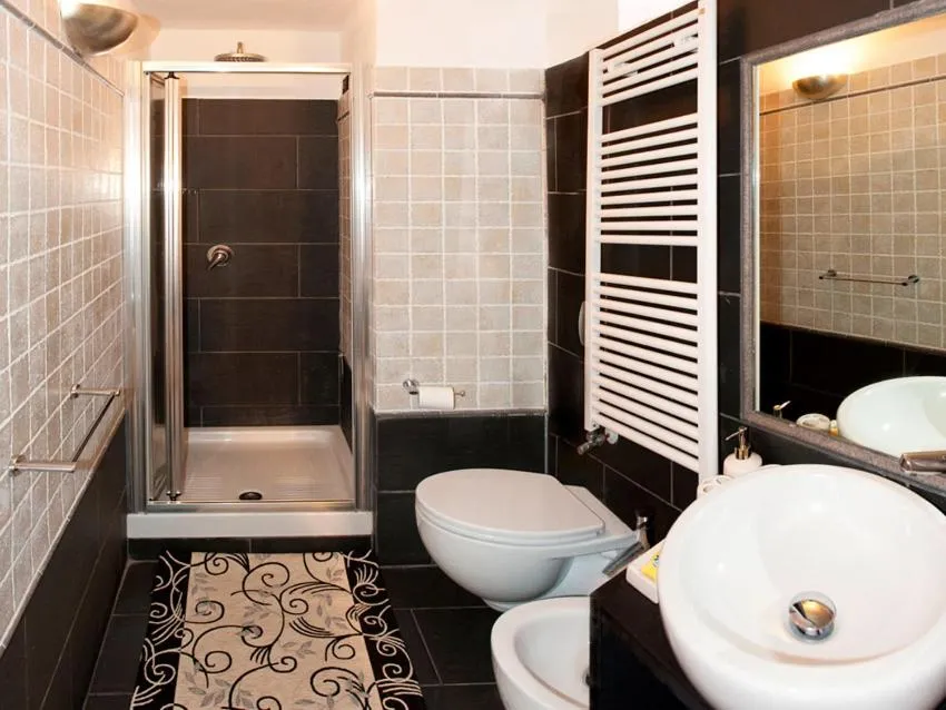 Bathroom in Affittacamere Monterosso 5 Terre