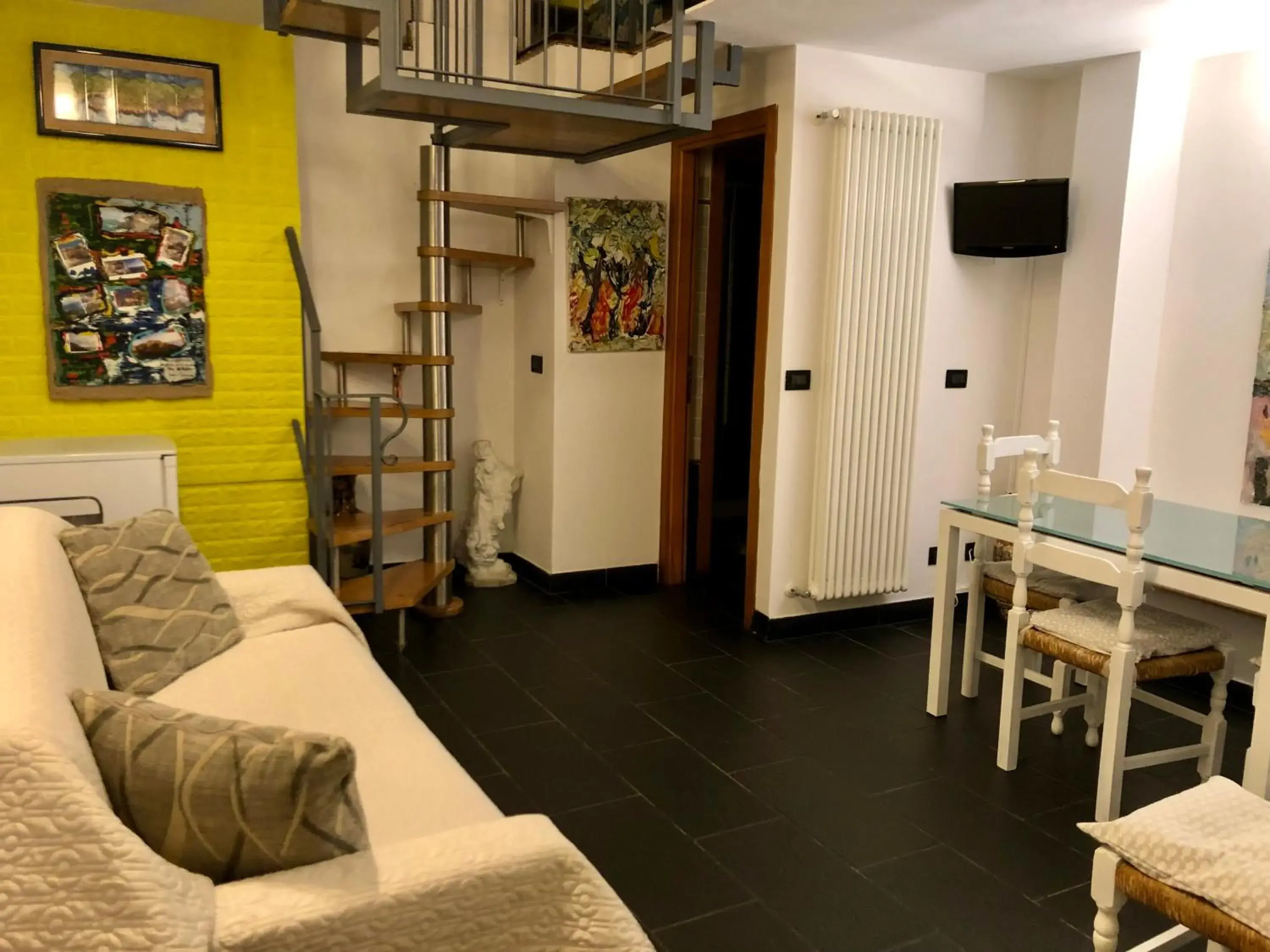 Suite in Affittacamere Monterosso 5 Terre Suite in Affittacamere Monterosso 5 Terre