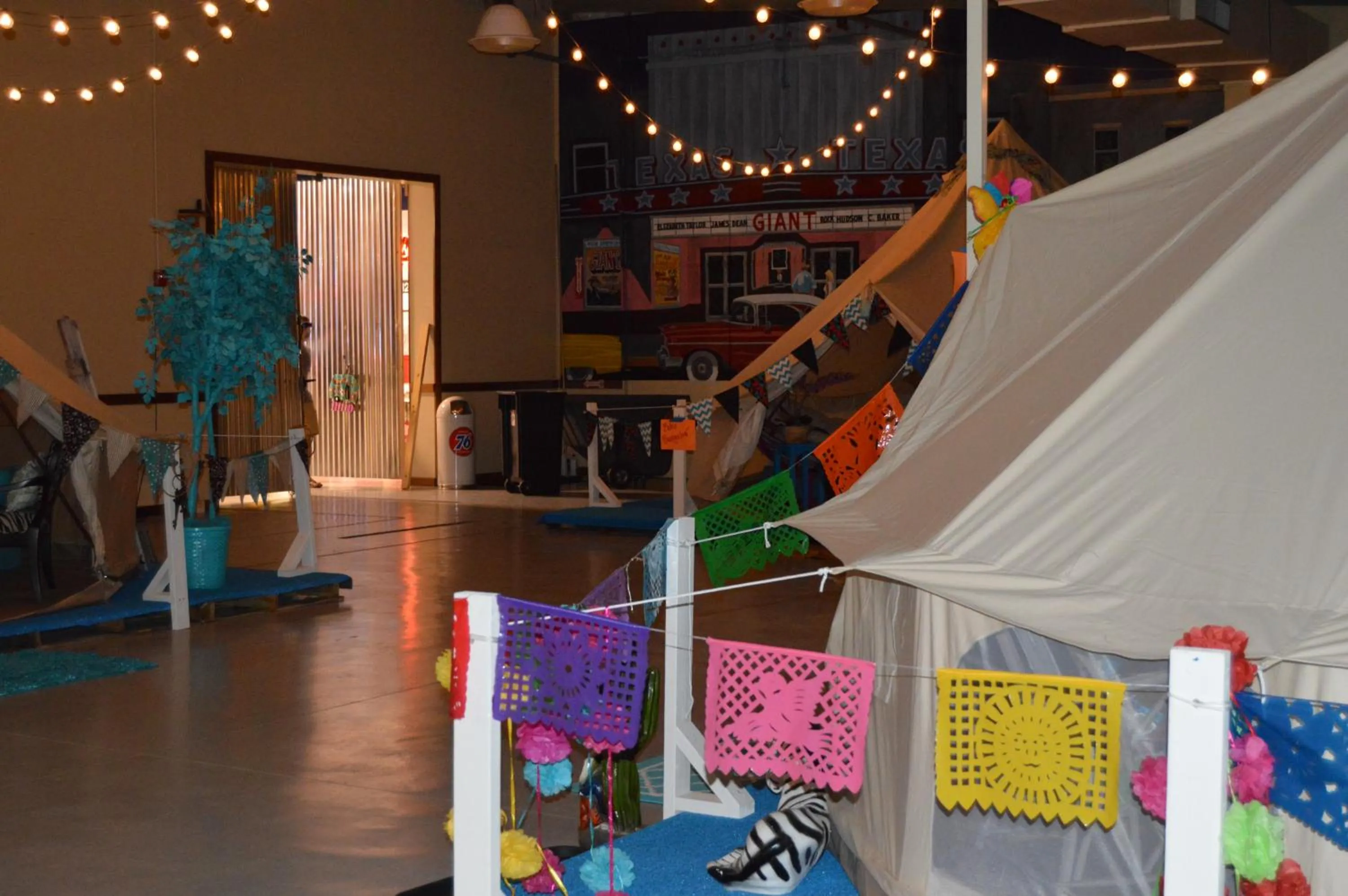Bedroom in Lone Star Glamp Inn