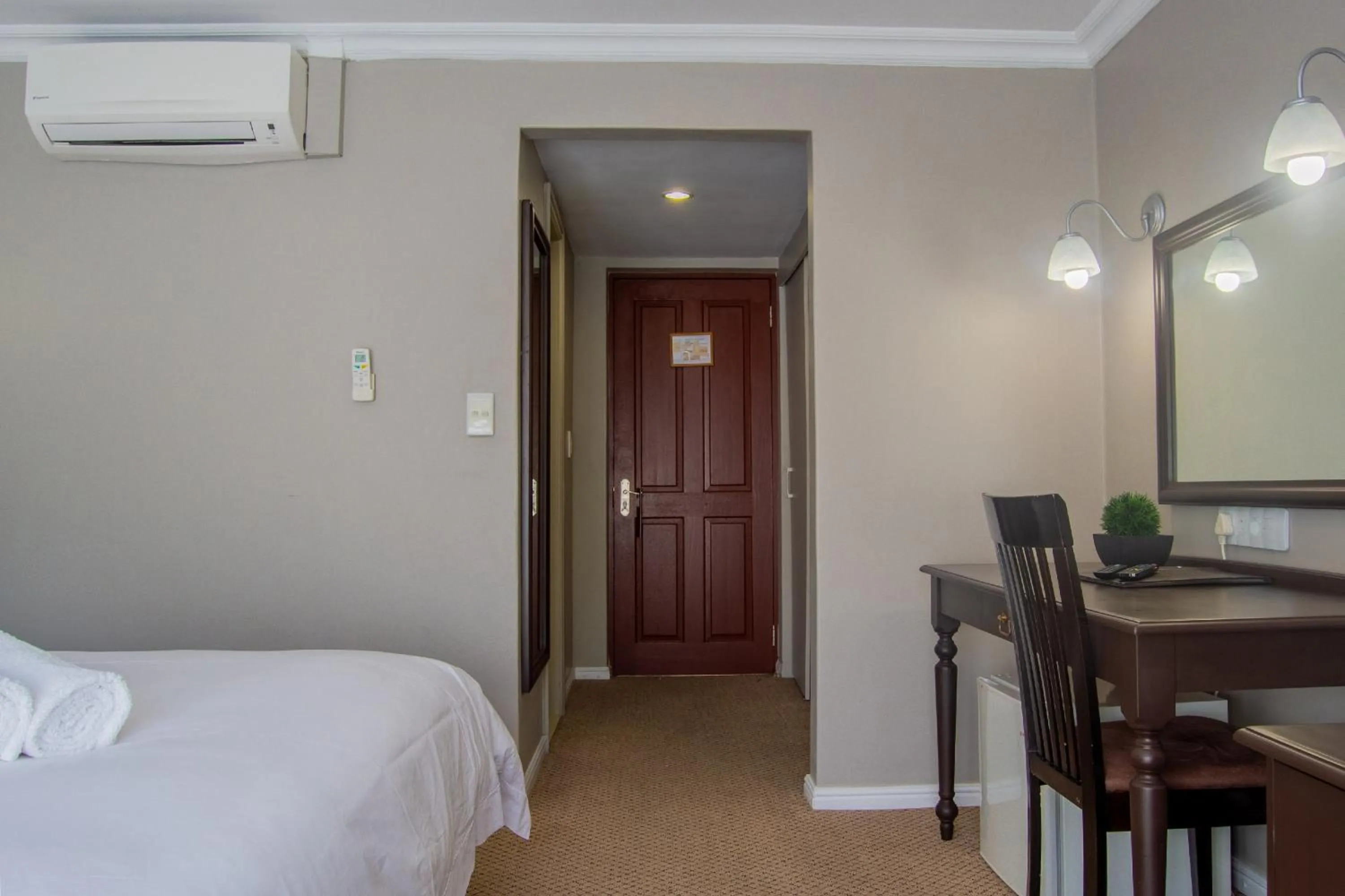 Bedroom, Bed in Ruslamere Hotel and Conference Centre