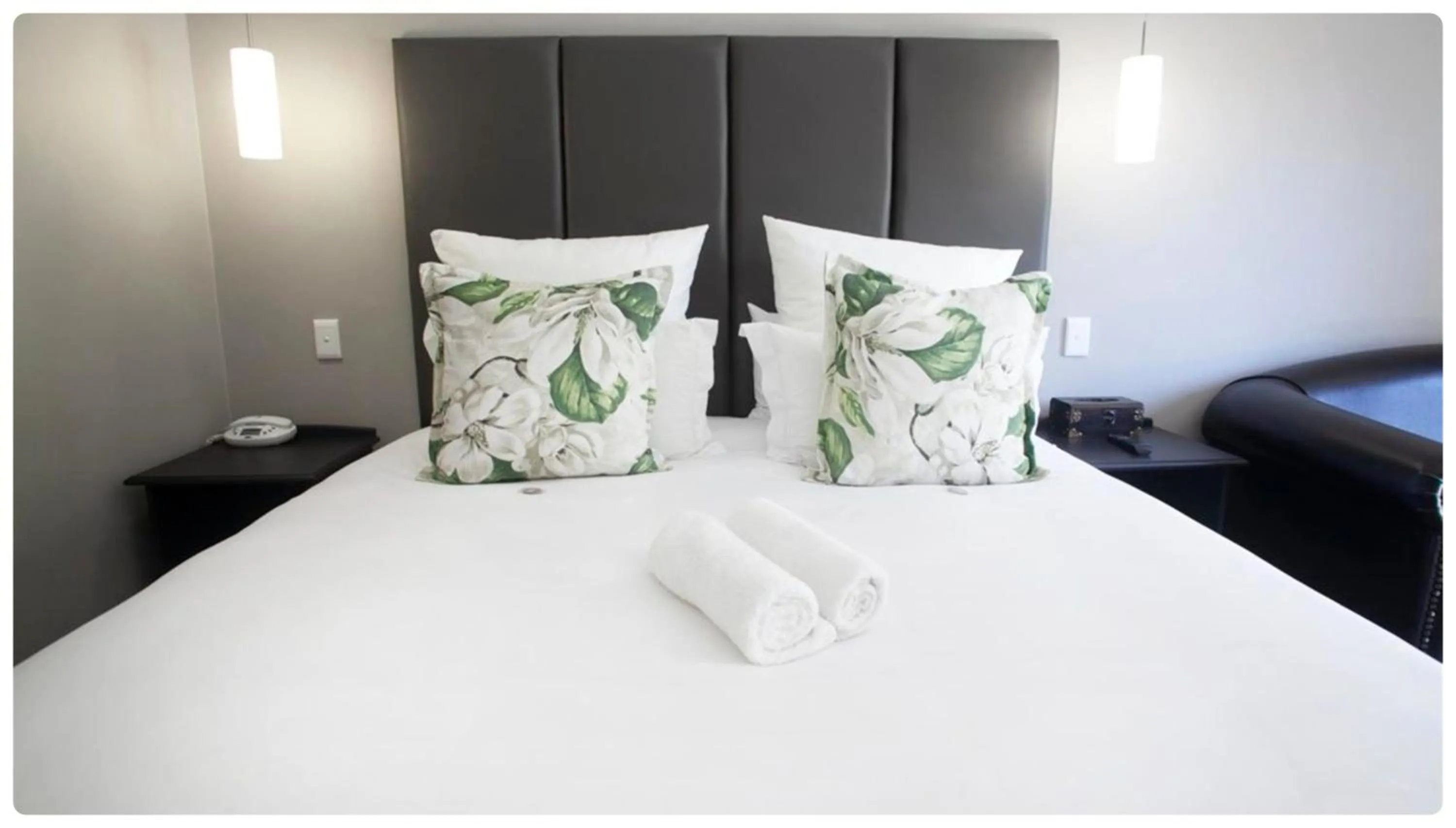 Bedroom, Bed in Ruslamere Hotel and Conference Centre