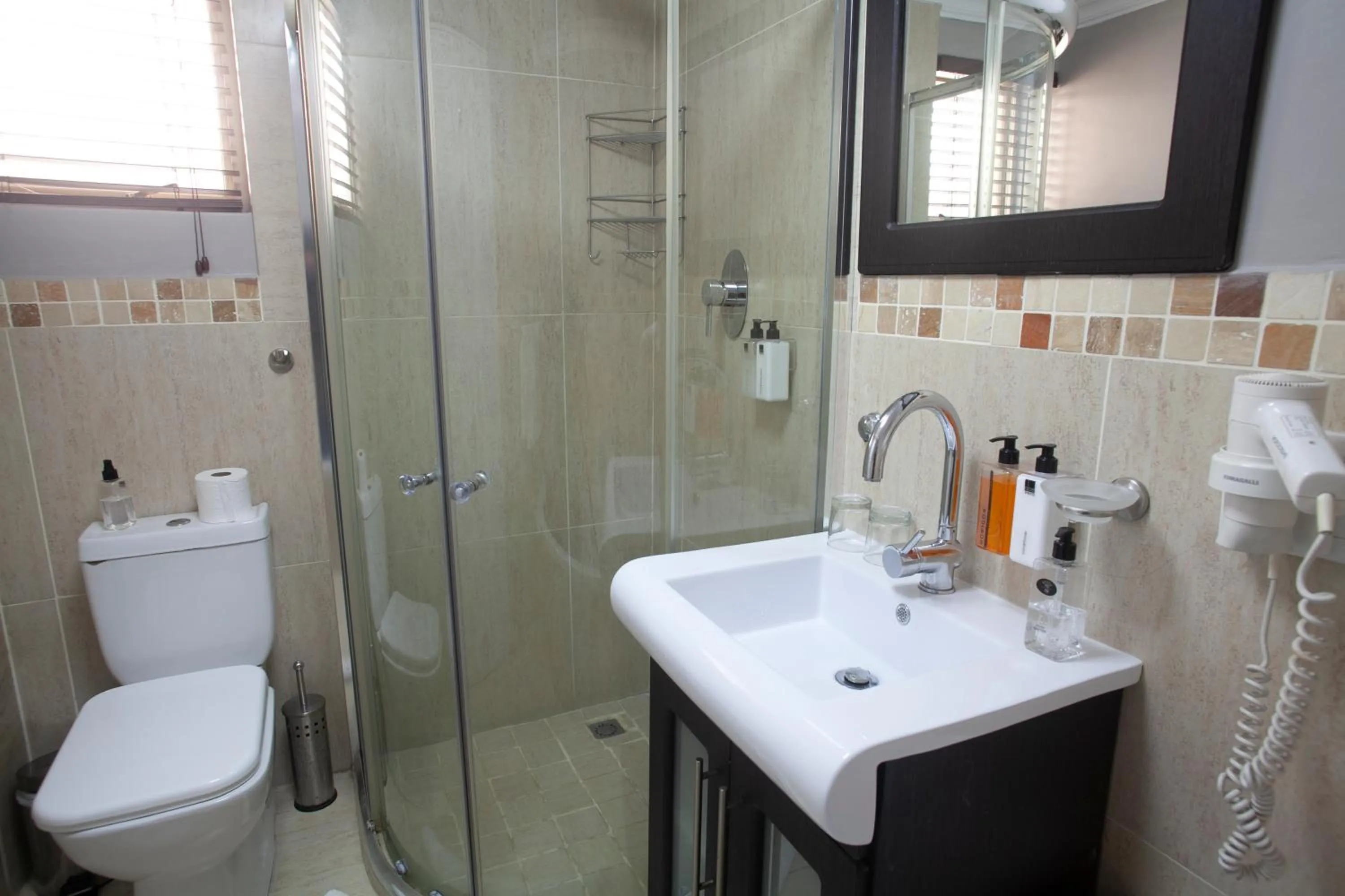 Bathroom in Ruslamere Hotel and Conference Centre