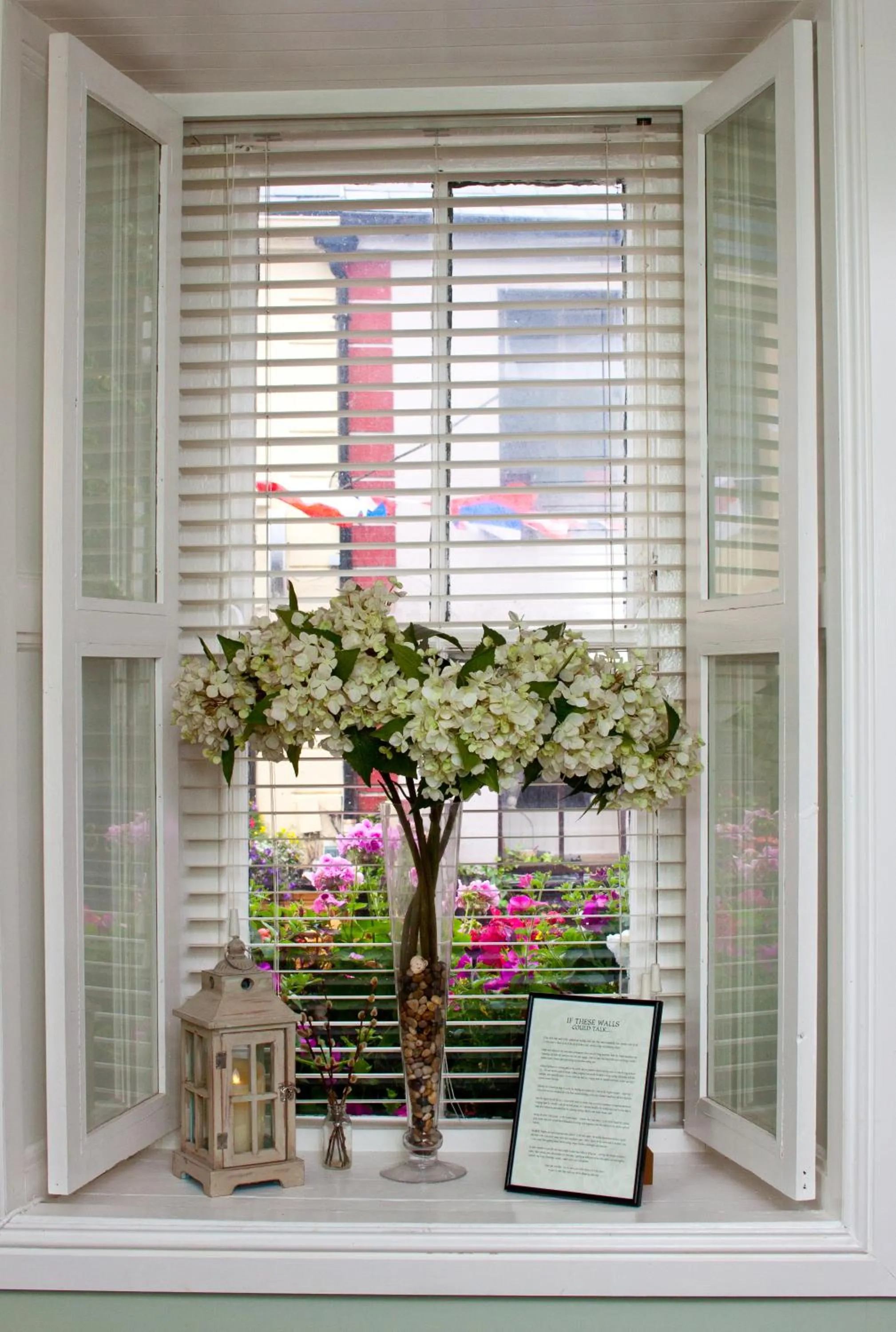 Decorative detail in 7 Boutique Hotel