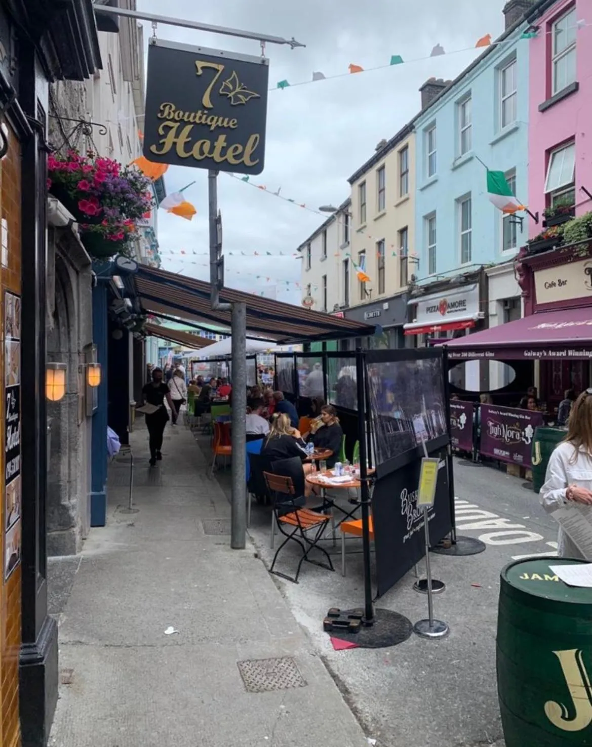 Facade/entrance in 7 Boutique Hotel