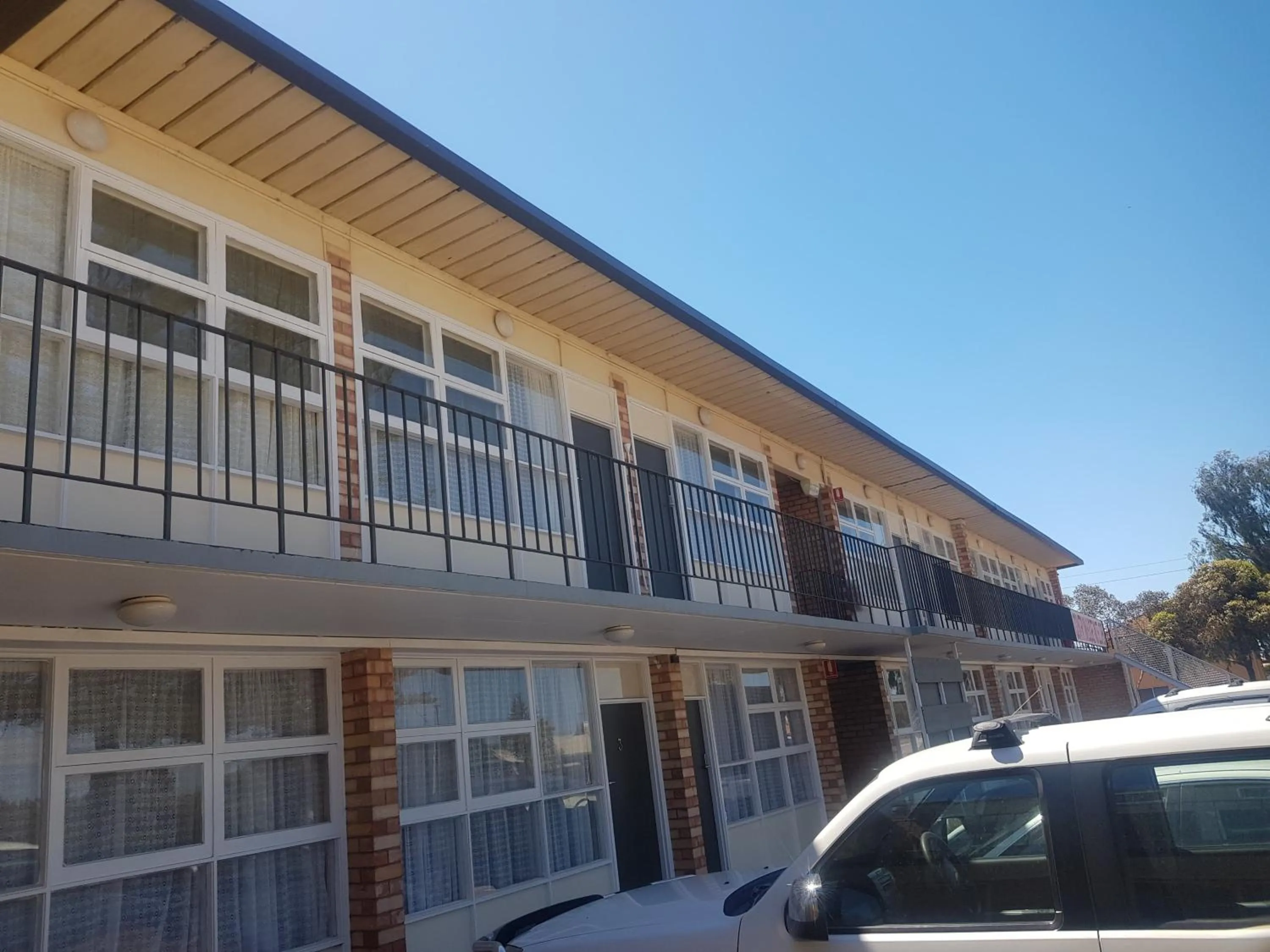Property building in Whyalla Country Inn Motel